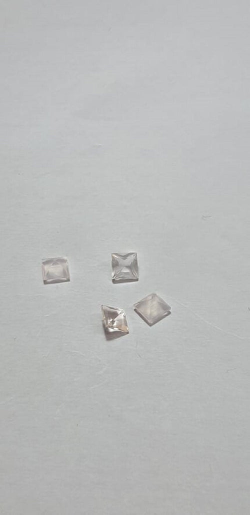 0,60 Carat Rosenquarz Edelstein in Squareschliff 5 x 5 mm in AAA Qualitat