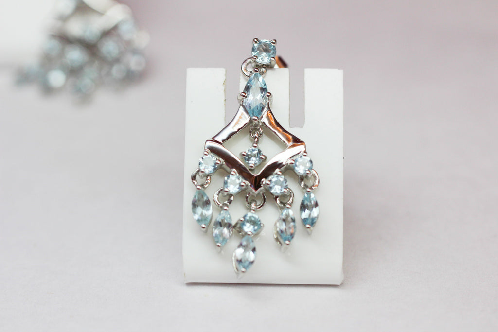 Edle 6,95 Carat Blautopas Ohrstecker 925 Silber sky blue Topas Ohrhanger