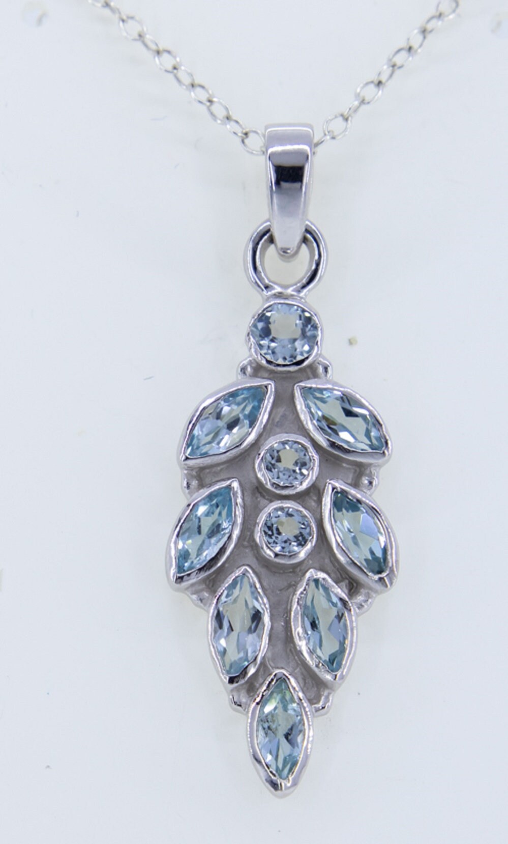 2,63 Carat Blautopas Designer Anhanger 925  Silber Collier Kette sky blue Topas