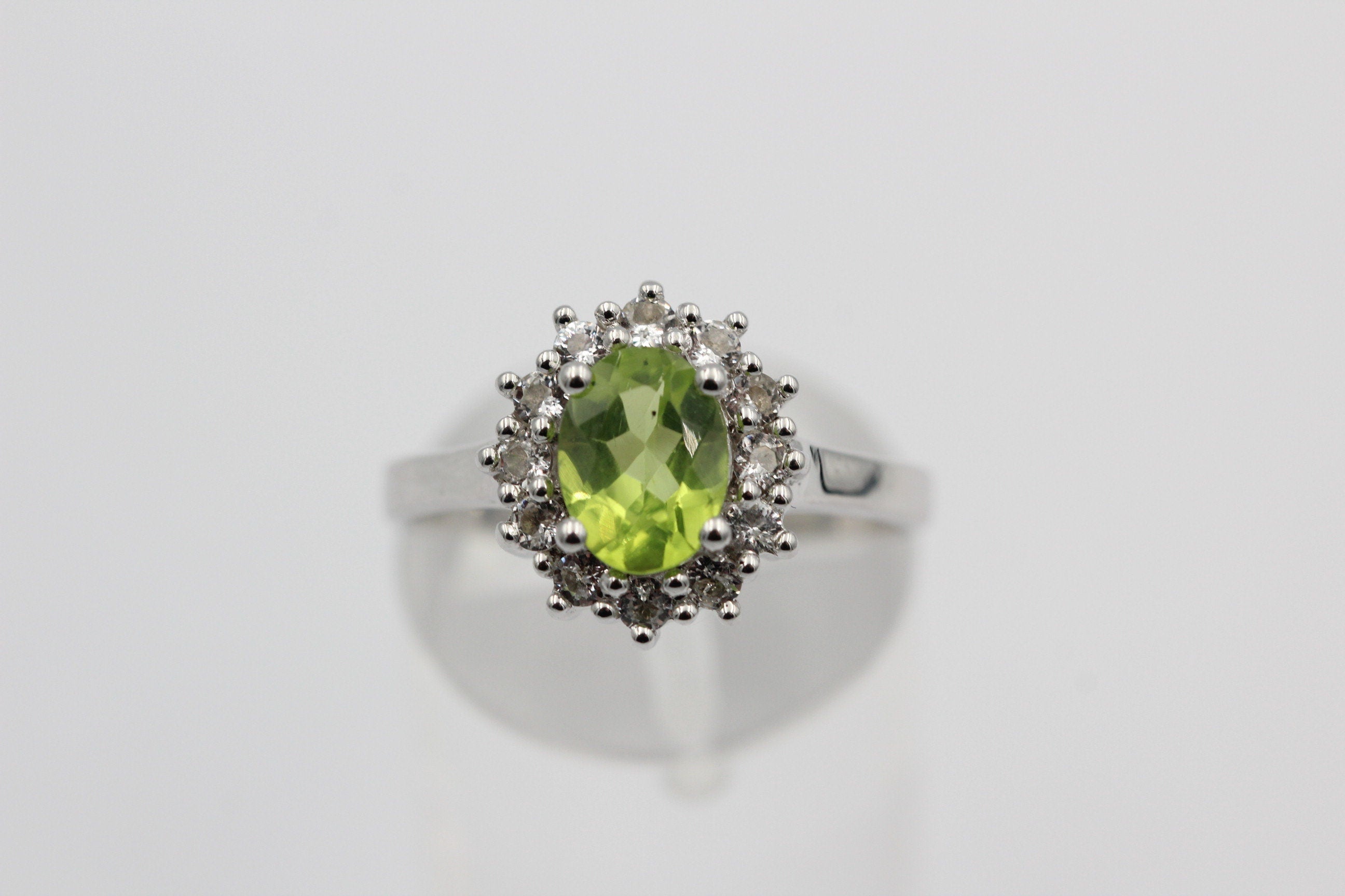 Edler 1,65 Carat Peridot Weiatopas Ring 925 Silber maigraner Olivin 8 / 18 / 57