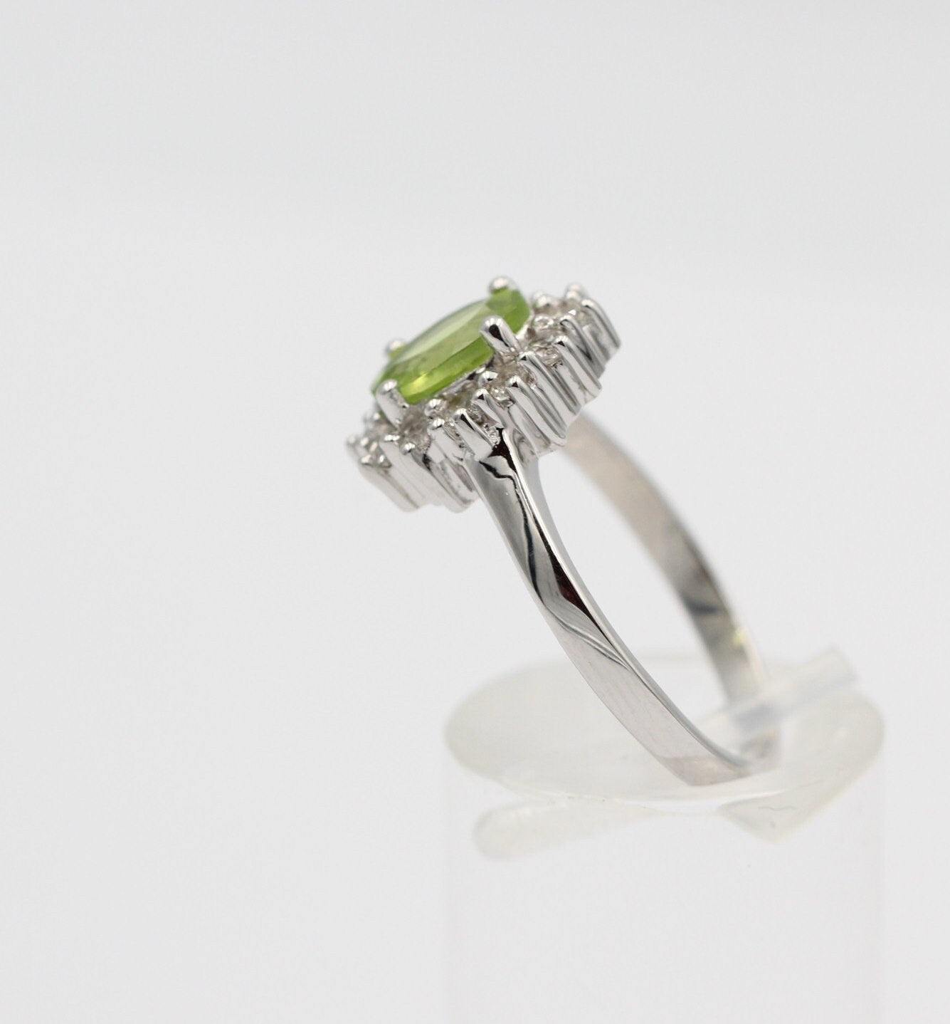 Edler 1,65 Carat Peridot Weiatopas Ring 925 Silber maigraner Olivin 8 / 18 / 57
