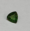 0,72  Carat Chromdiopsid aus Russland AAA Qualitat moosgraner Edelstein Diopsid