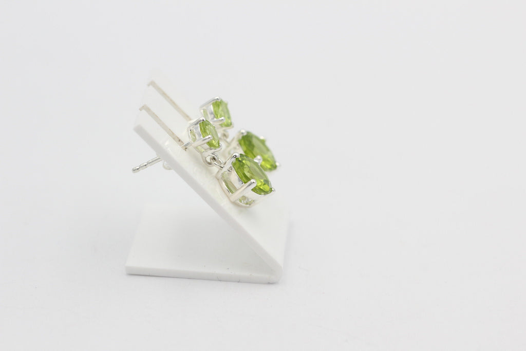 Edle 2,4 Carat Peridot Ohrstecker 925 Silber Ohrschmuck Edelstein Olivin Top