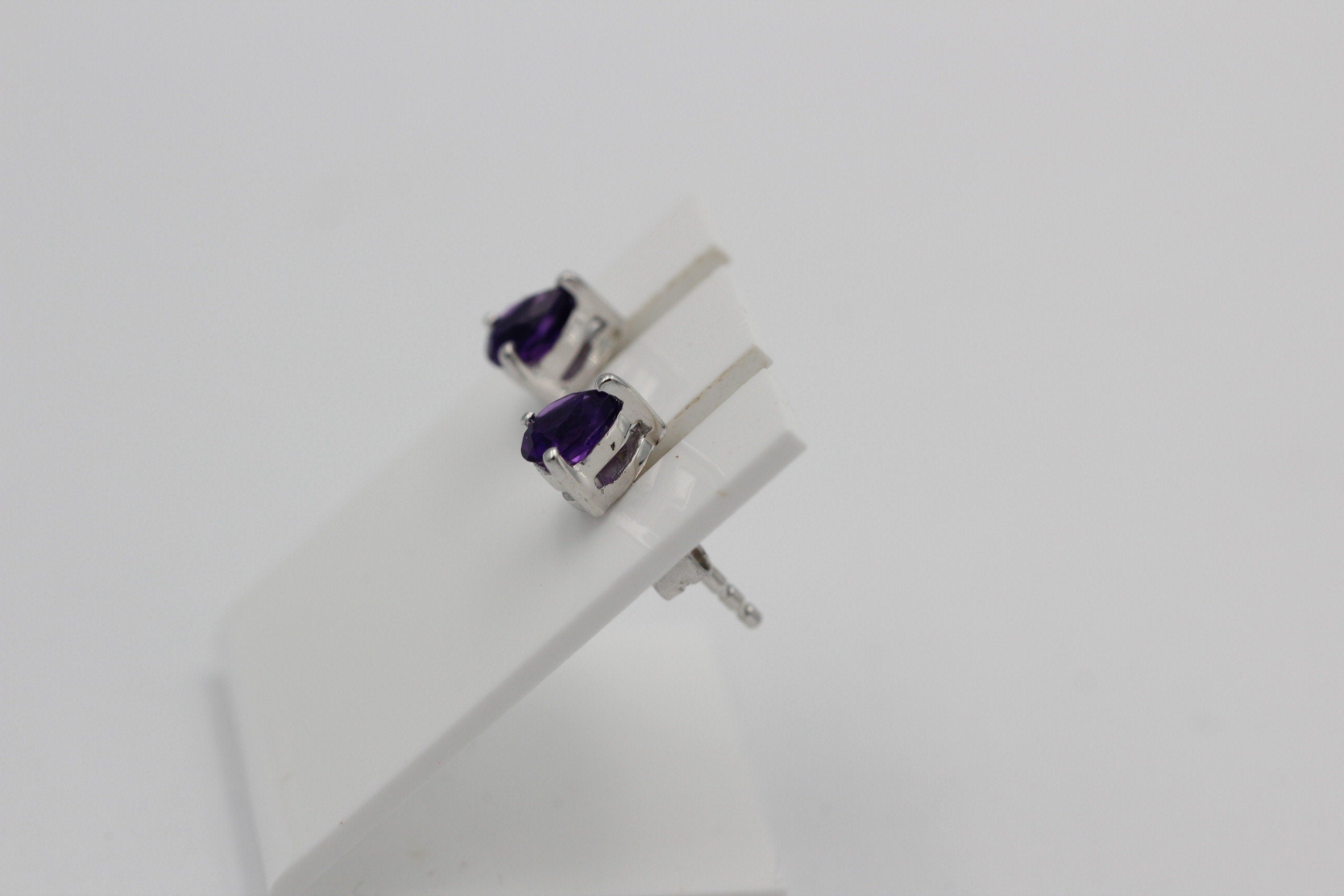 Edle 0,45 Carat Amethyst Ohrstecker Orring 925 Silber Unisex violetter Edelstein