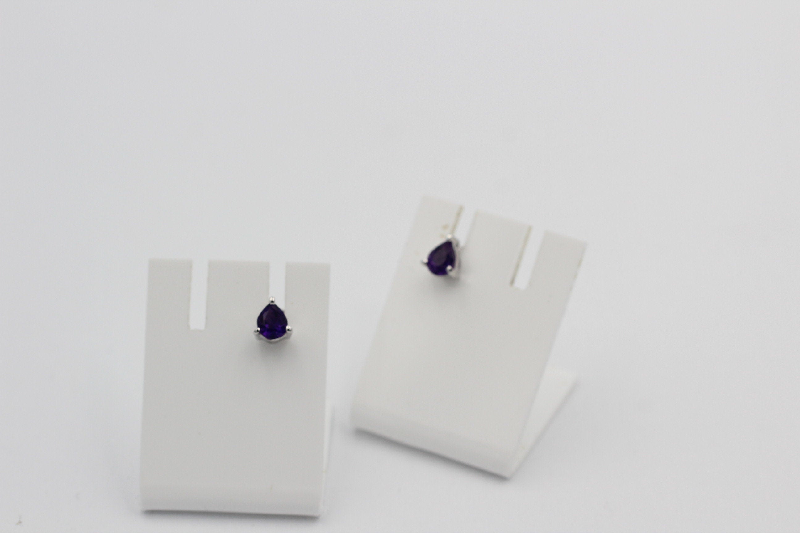 Edle 0,45 Carat Amethyst Ohrstecker Orring 925 Silber Unisex violetter Edelstein