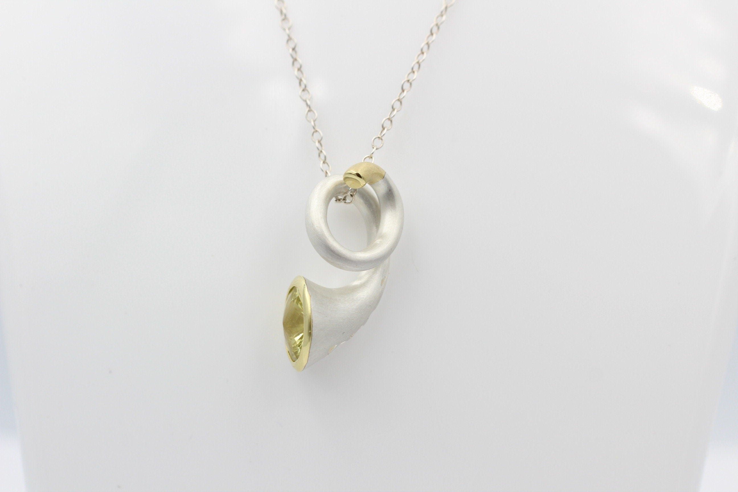Campur Design 2,87 Carat Lemon Quarz Anhänger 925 Silber teilvergoldet Collier