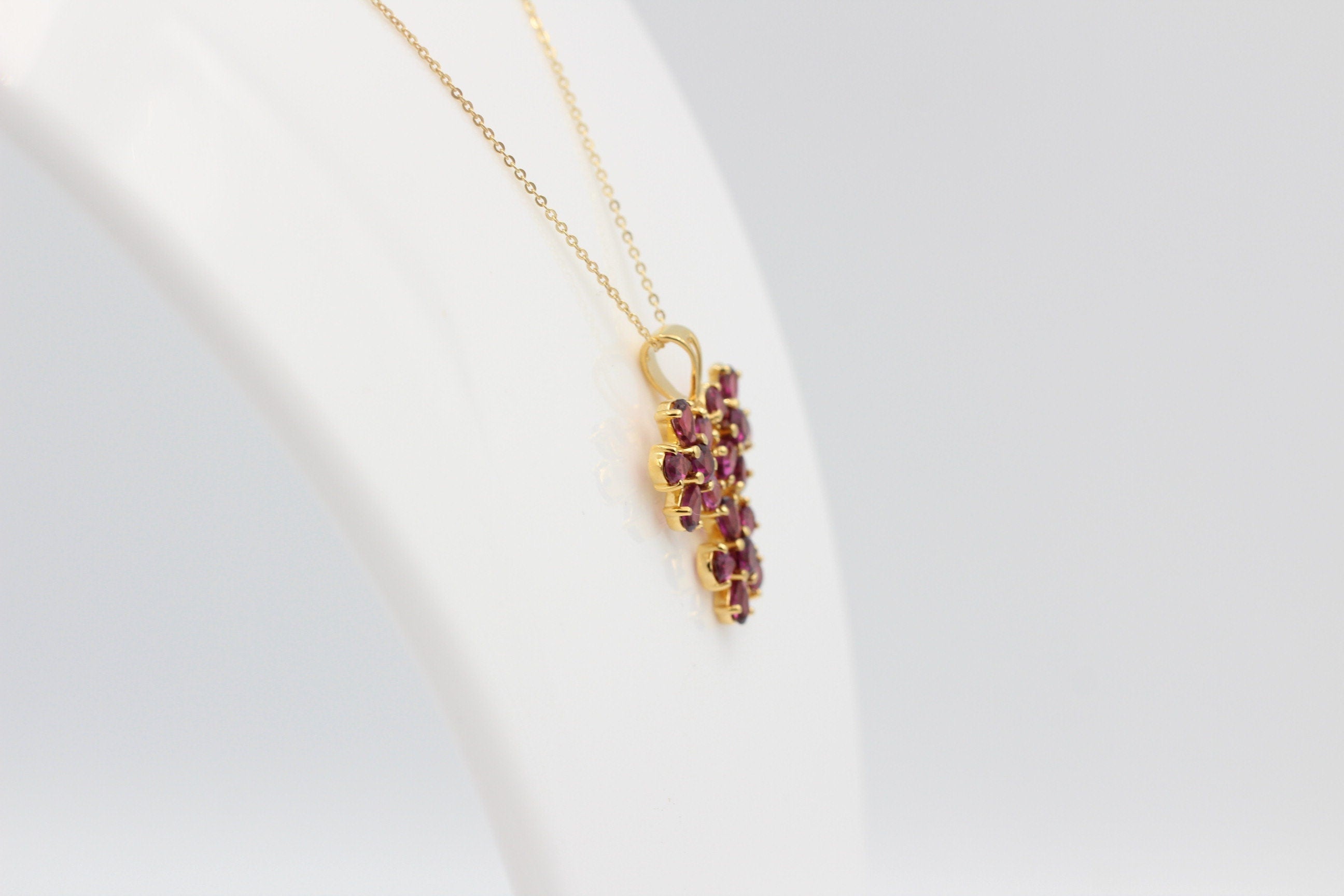 Edler 4,2 Carat  Granat Anhänger 925 Silber Collier Kette blutroter Granat