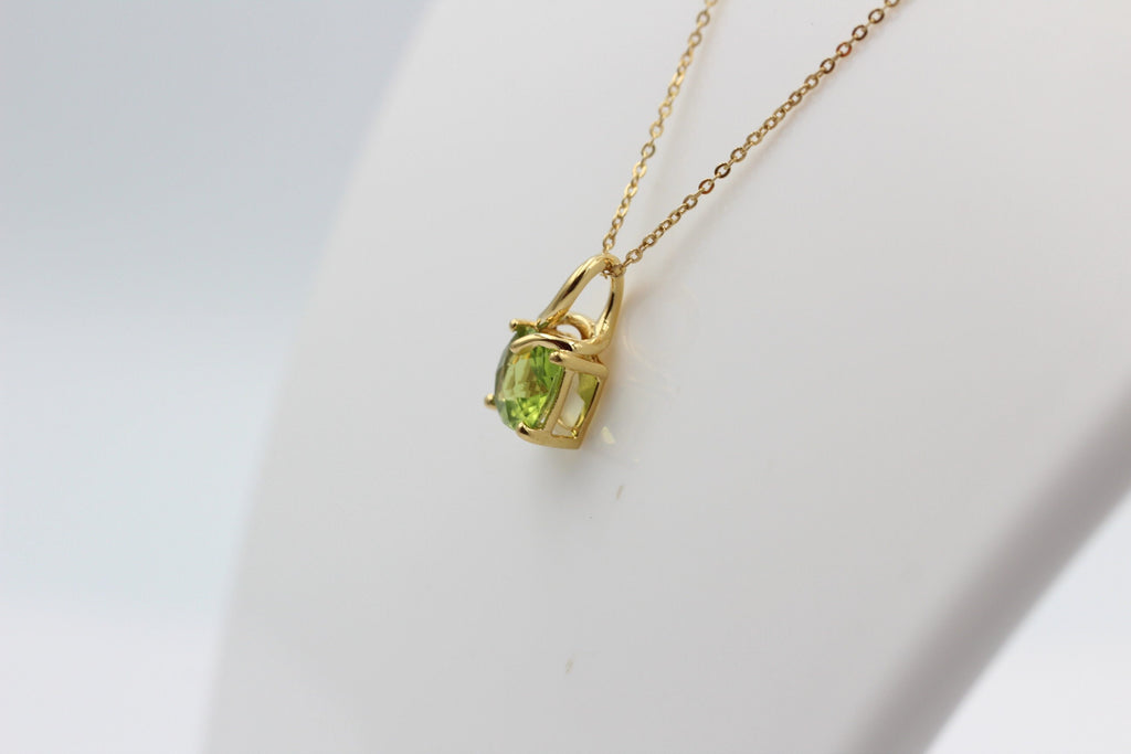 1,5 Carat Peridot Anhänger 925 Silber Collier Kette Checker Maigrüner Edelstein