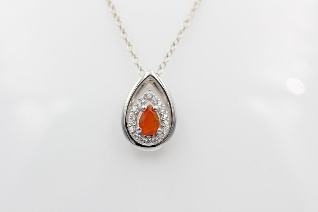 Edler 0,51 Carat orange äthiopischer Opal Anhänger 925 Silber  Welo Opal aus Afrika