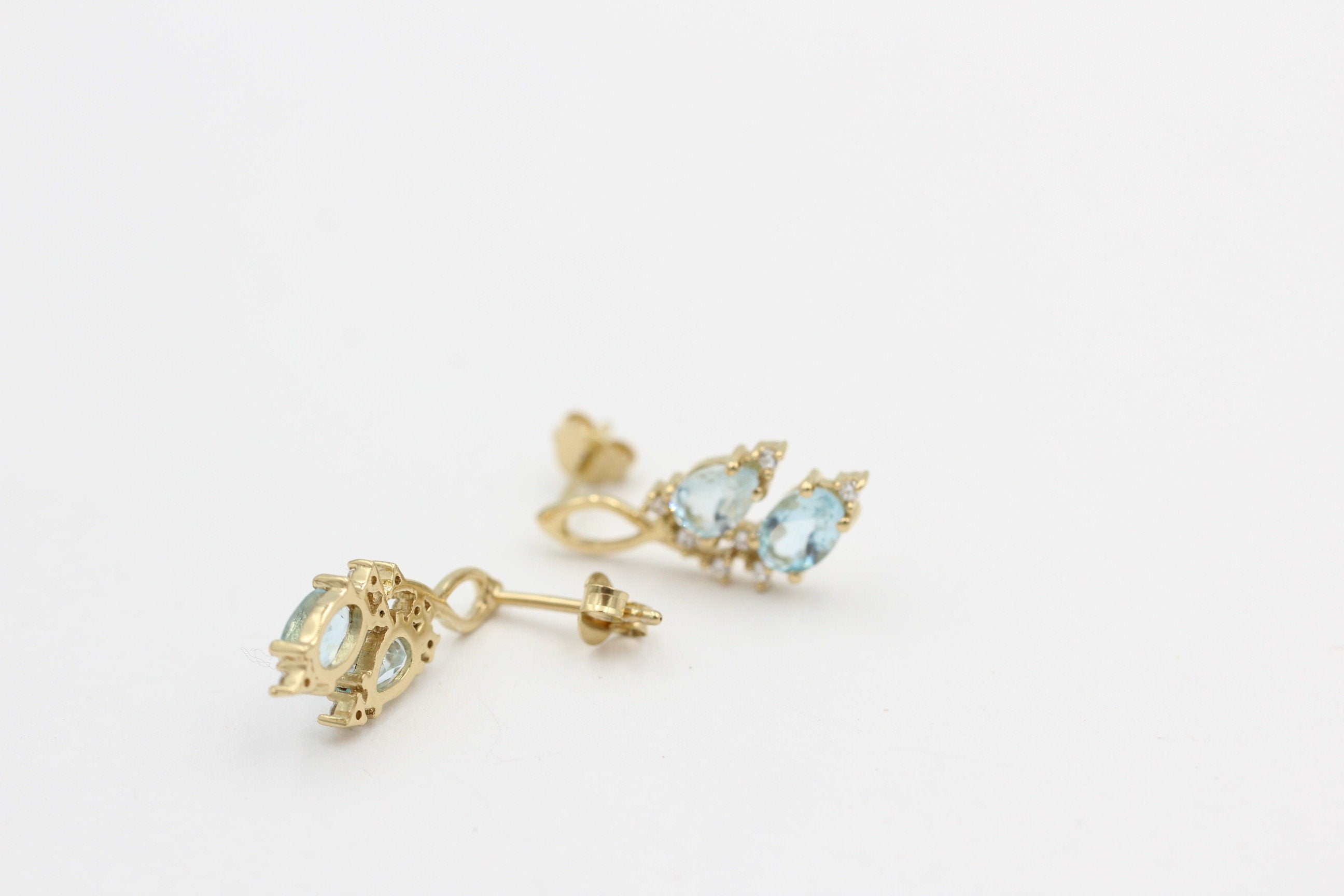2,0 Carat Blautopas Ohrstecker 925 Silber vergoldeter Ohrstecker sky blue Topas