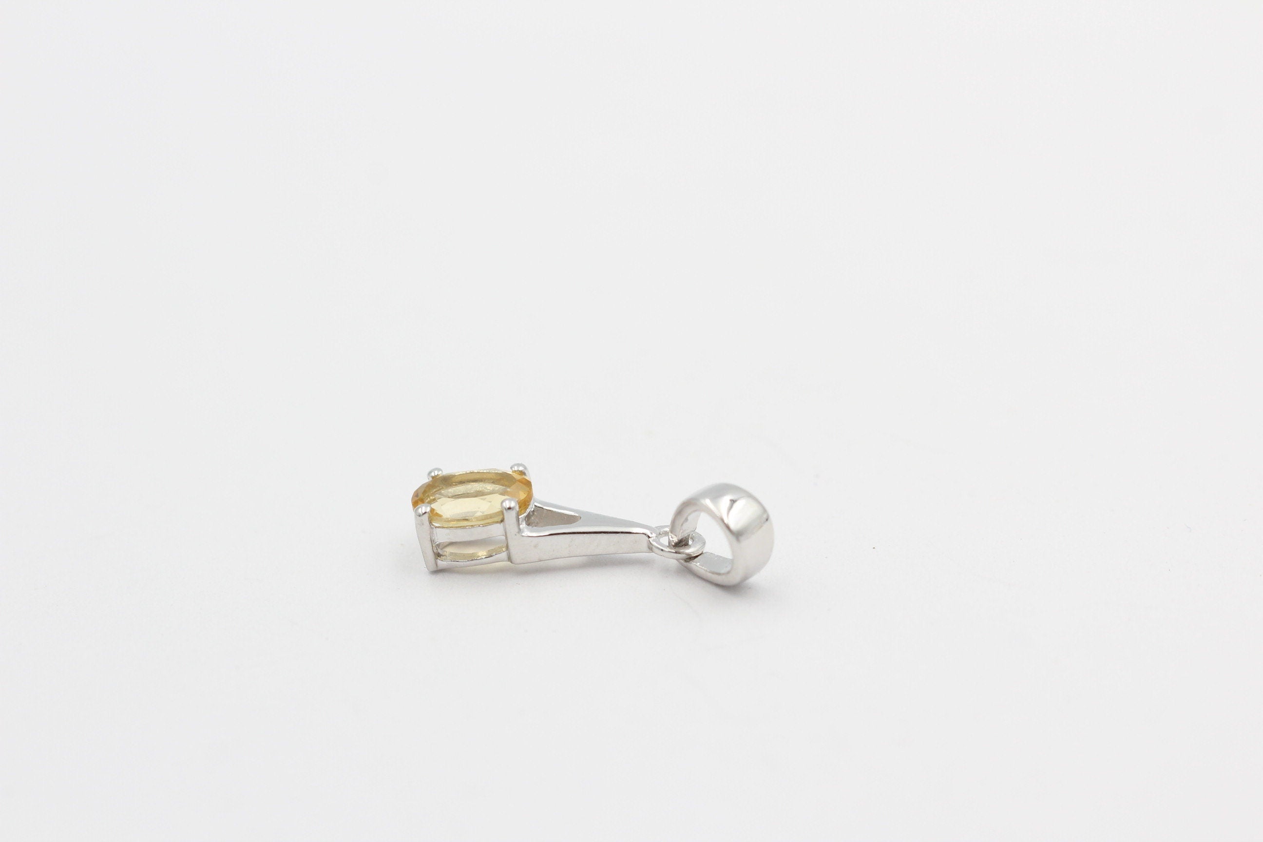 0,72  Carat Citrin Anhänger 925 Silber  goldgelber Citrin Edelsetein