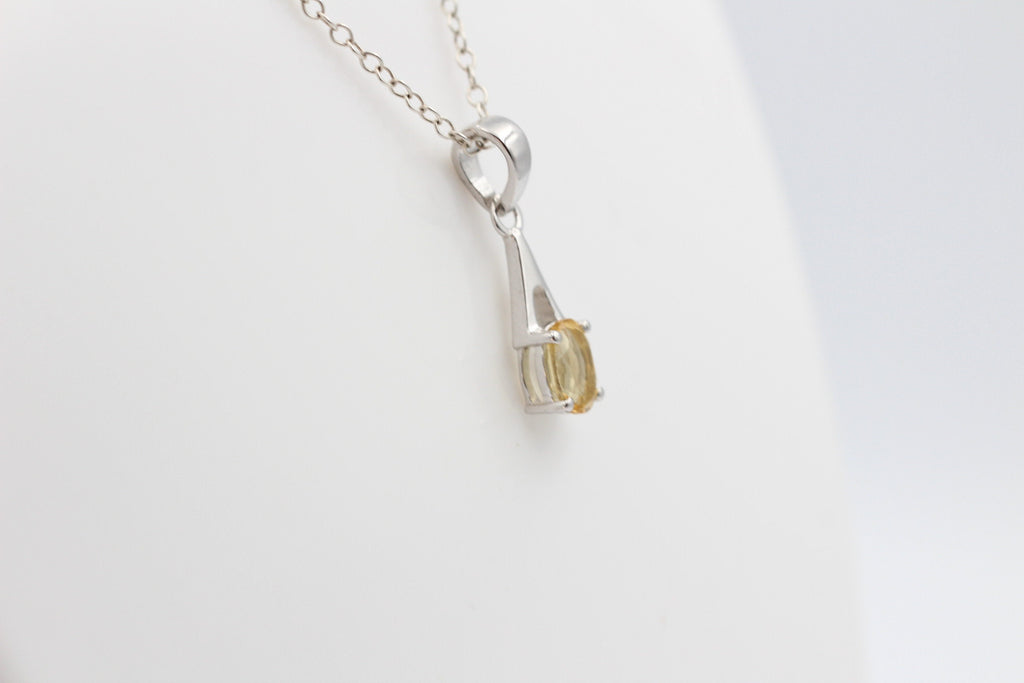0,72  Carat Citrin Anhänger 925 Silber  goldgelber Citrin Edelsetein
