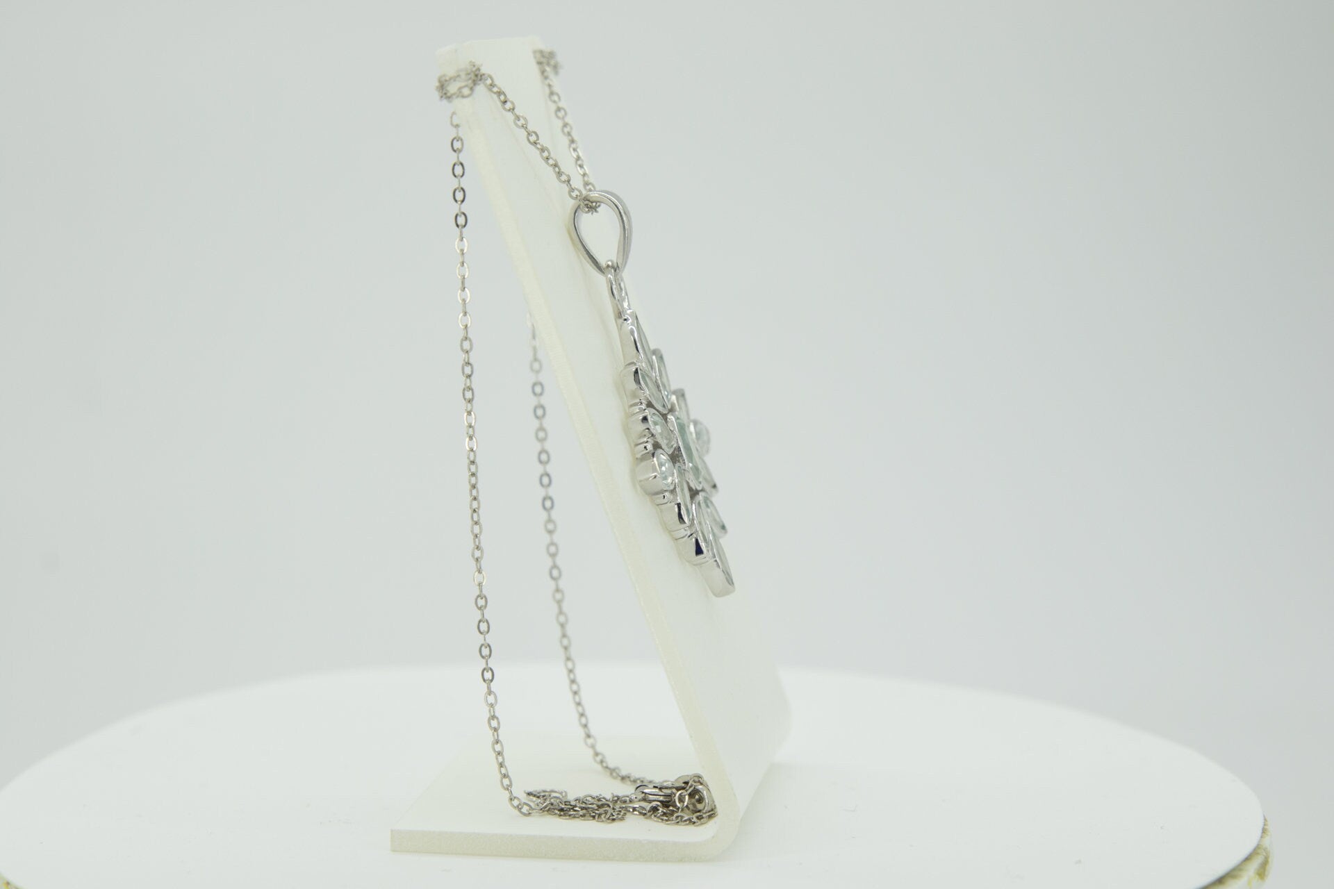 3,7 Carat Blautopas Anhanger 925 Silber Collier Kette sky blue Topas  Topf Edel