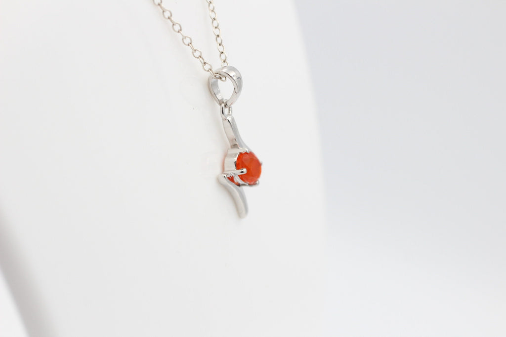 0,72 Carat orange äthiopische Opal Anhänger 925 Silber Welo Opal seltener Opal aus Afrika