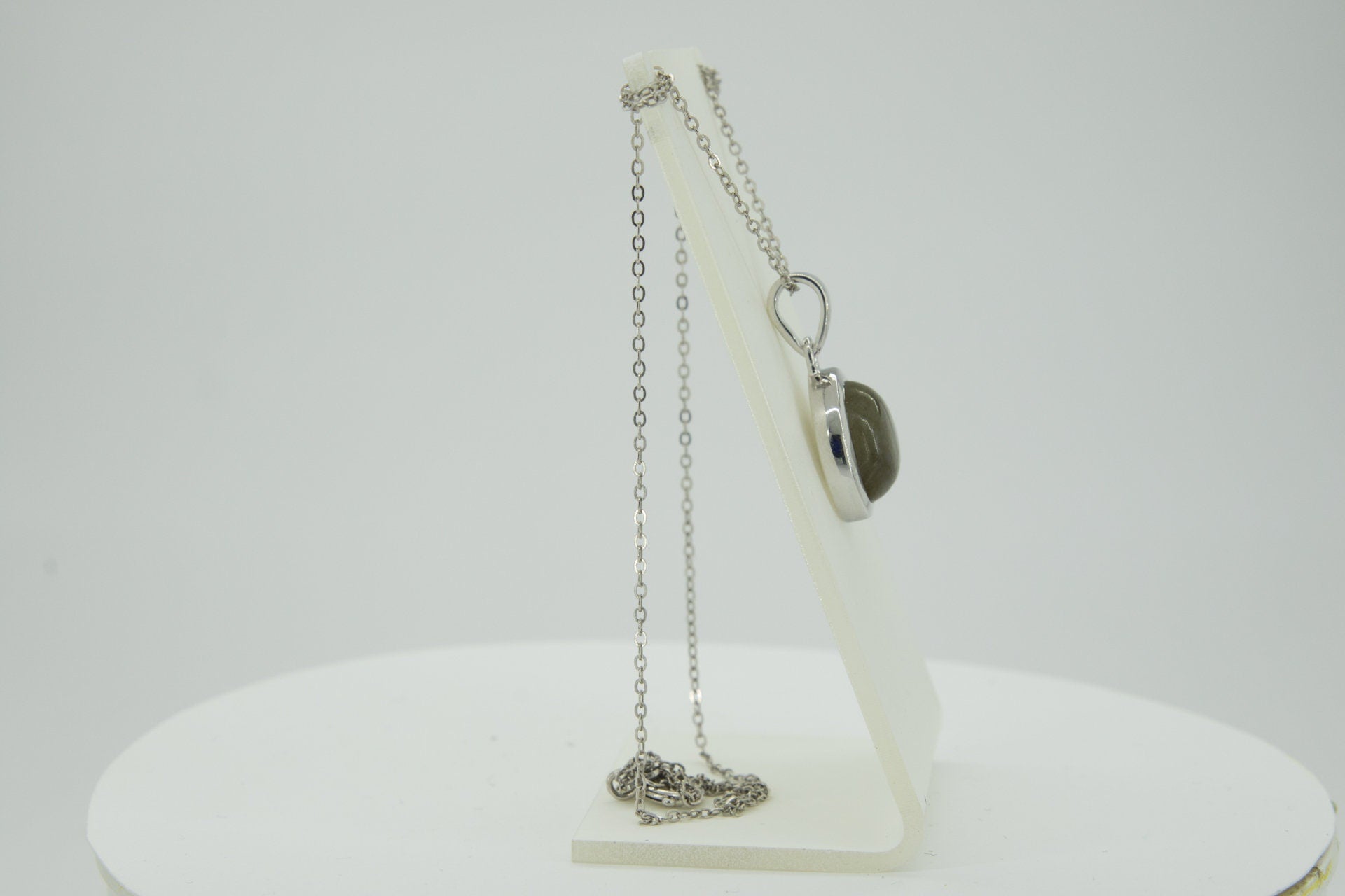 6,0 Carat irrisierender Labradorit Anhanger 925 Silber Edelstein