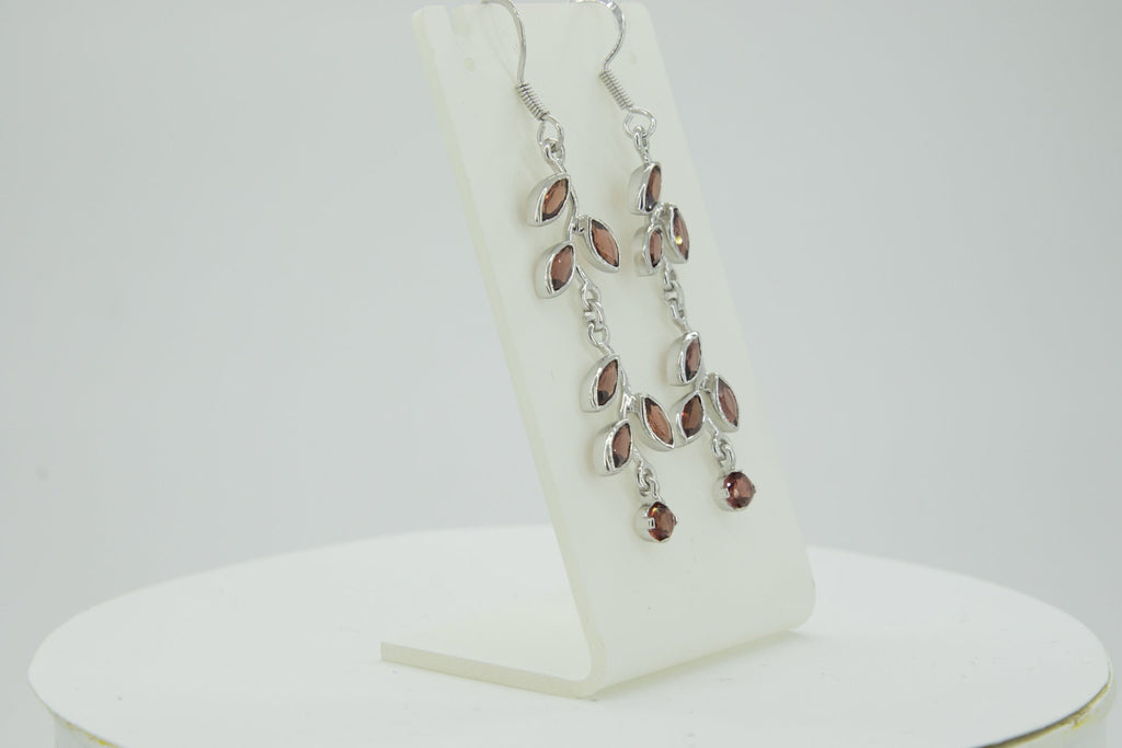 Edle florale 3,6 Carat GranatOhrhanger 928 Silber romantische Ohrhanger Edel