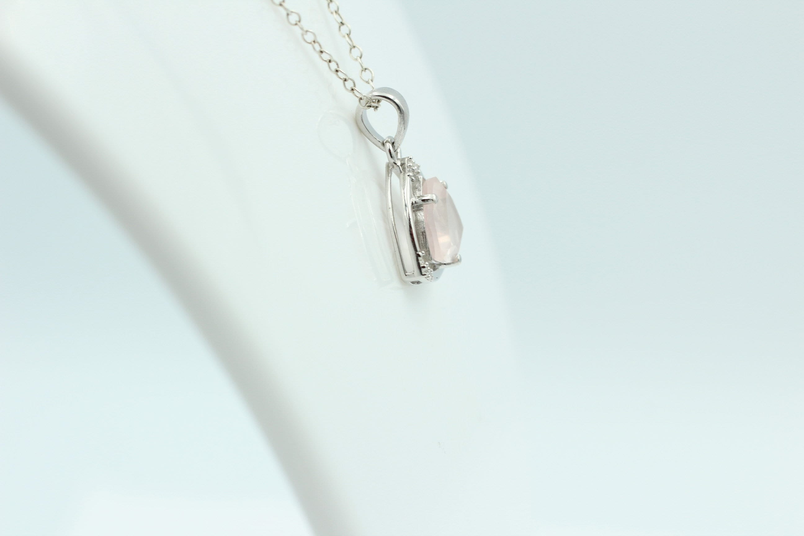2,27 Carat Rosenquarz Anhänger mit Zirkonia 925 Silber Rosenquarz