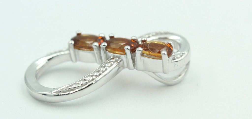 0,72 Carat Madeira Citrin Anhänger Unendlichkeit 925 Silber Infinity