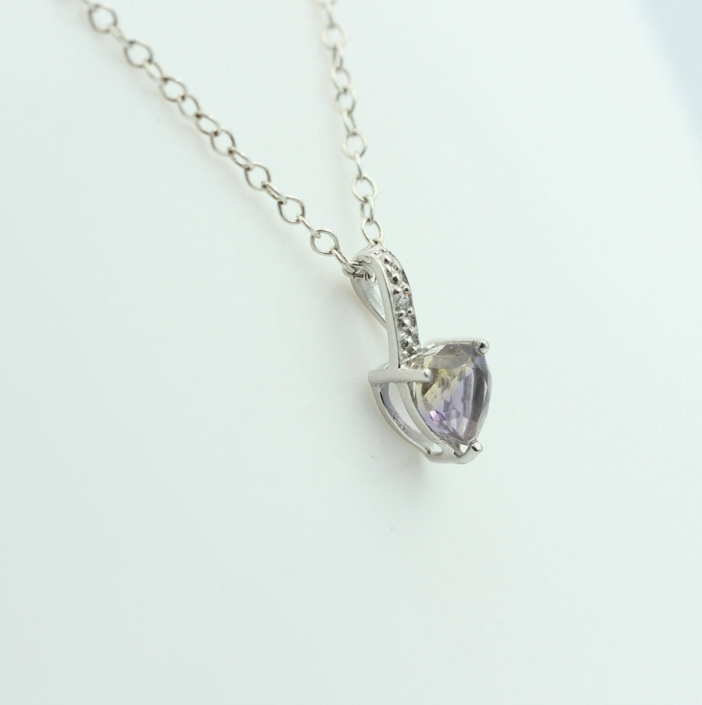 0,65 Carat  synthetischer Ametrin Herz Anhänger 925 Silber Top
