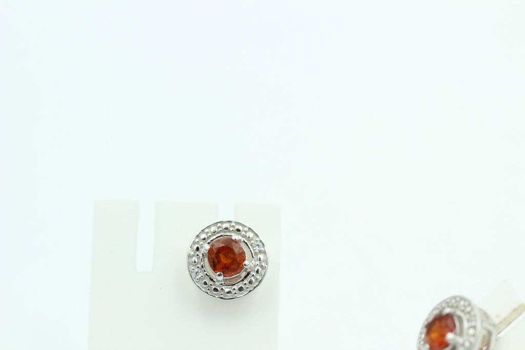 1,2 Carat orange Kyanit Ohrstecker 925 Silber Kyanitschmuck mit Zirkonias Top