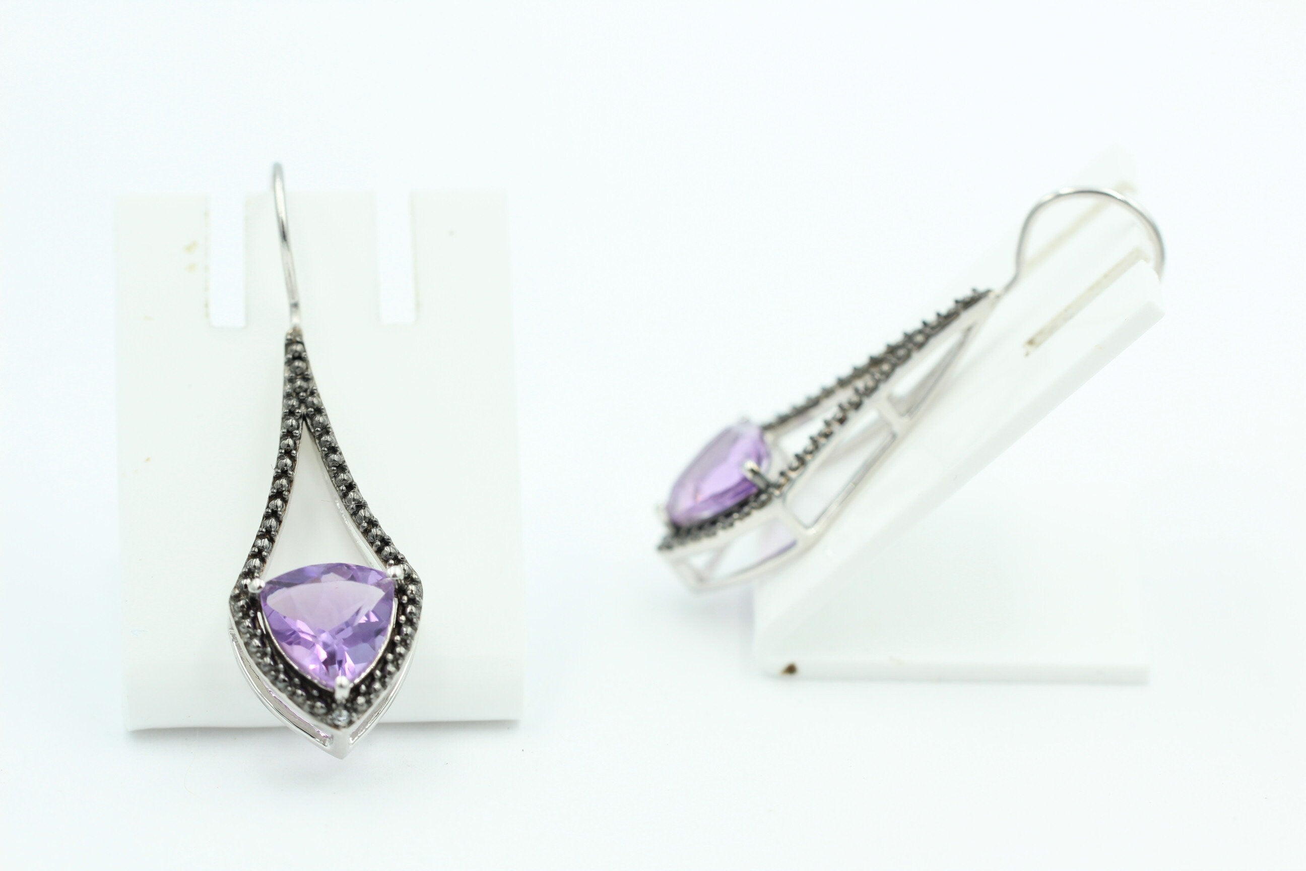 3,0 Carat brasilanischer Amethyst Ohrhaken schwarzem Spinell Ohrhaken 925 Silber