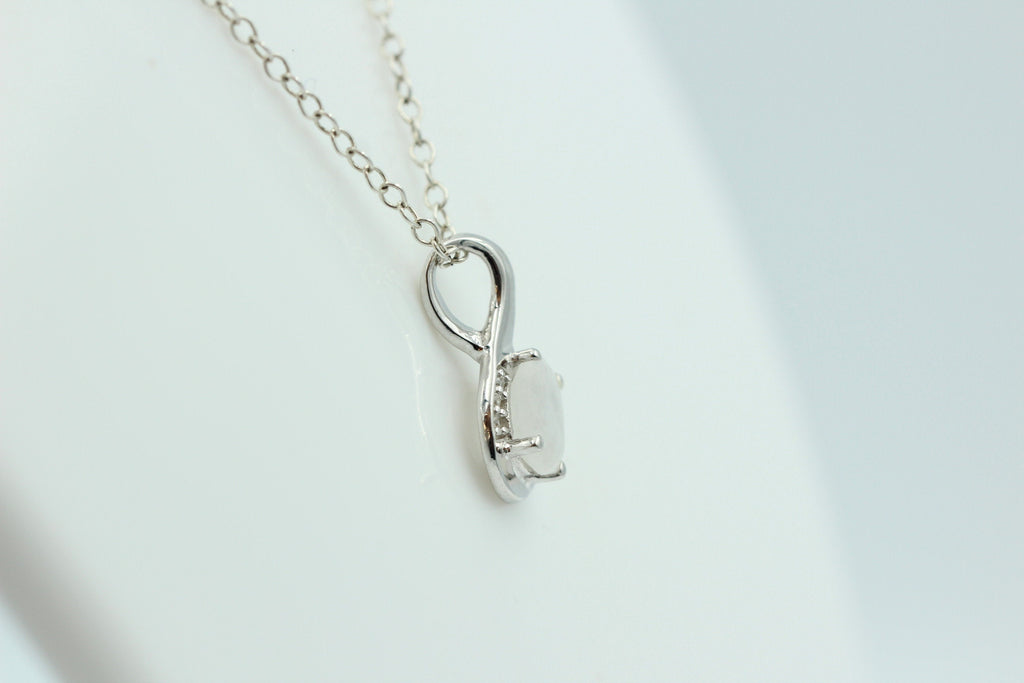 1,12 Carat Regenbogen Mondstein Anhänger 925 Silber Collier Kette mit Zirkonia