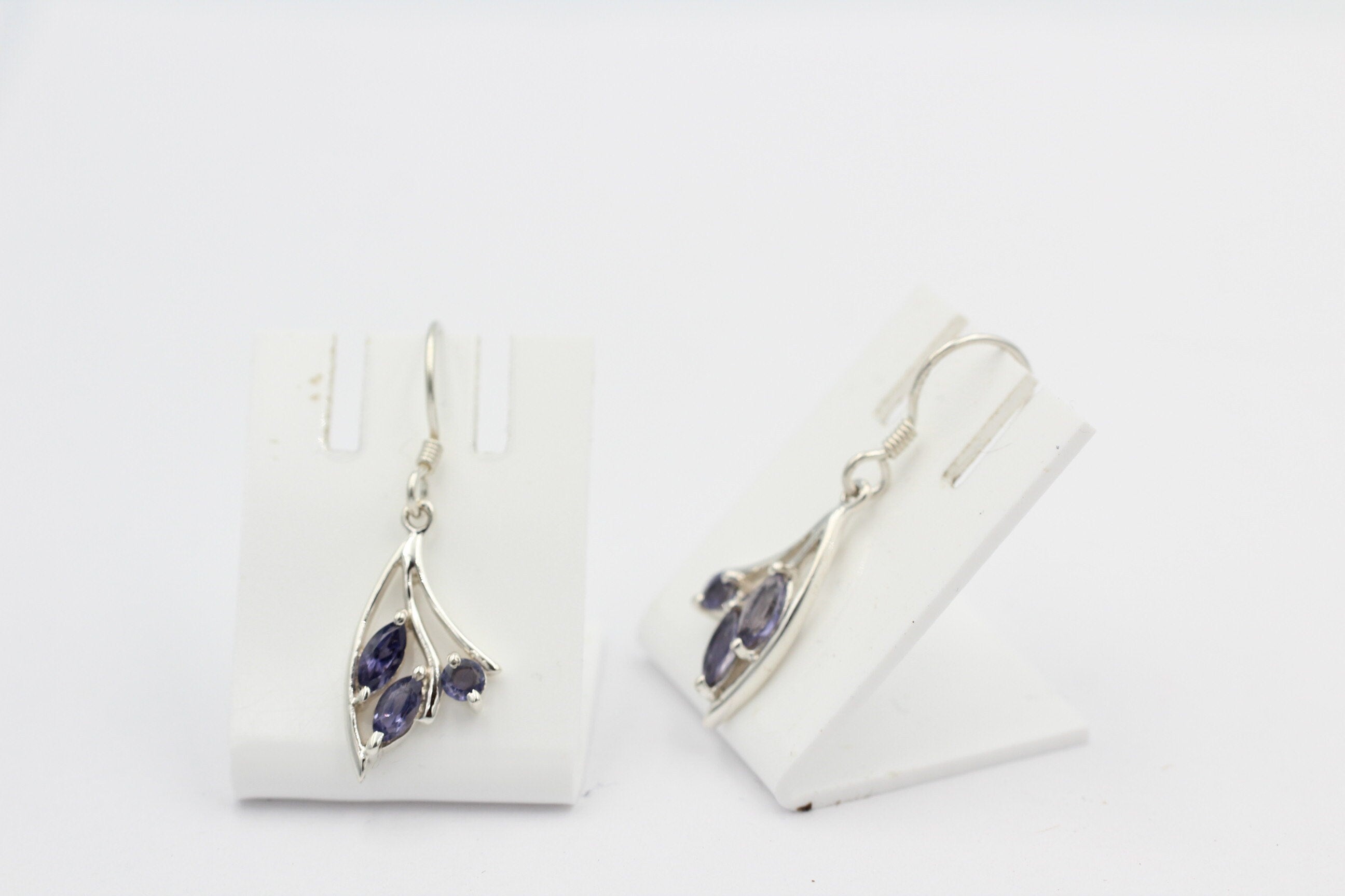 Edle 0,74 Carat Iolith Ohrhänger 925 Silber Wassersaphir Luchssaphir Ohrschmuck