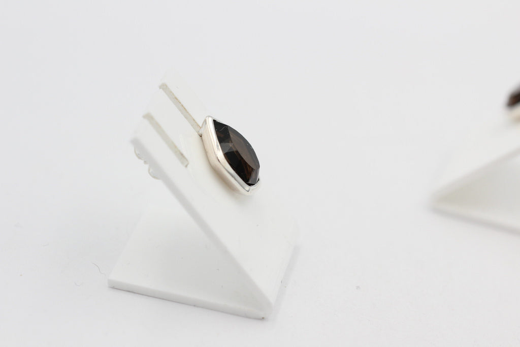 Campur Design 6,9 Carat Rauchquarz Ohstecker 925 Silber Pentagon Schliff Top