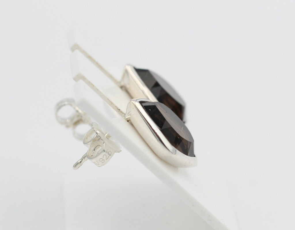 Campur Design 6,9 Carat Rauchquarz Ohstecker 925 Silber Pentagon Schliff Top