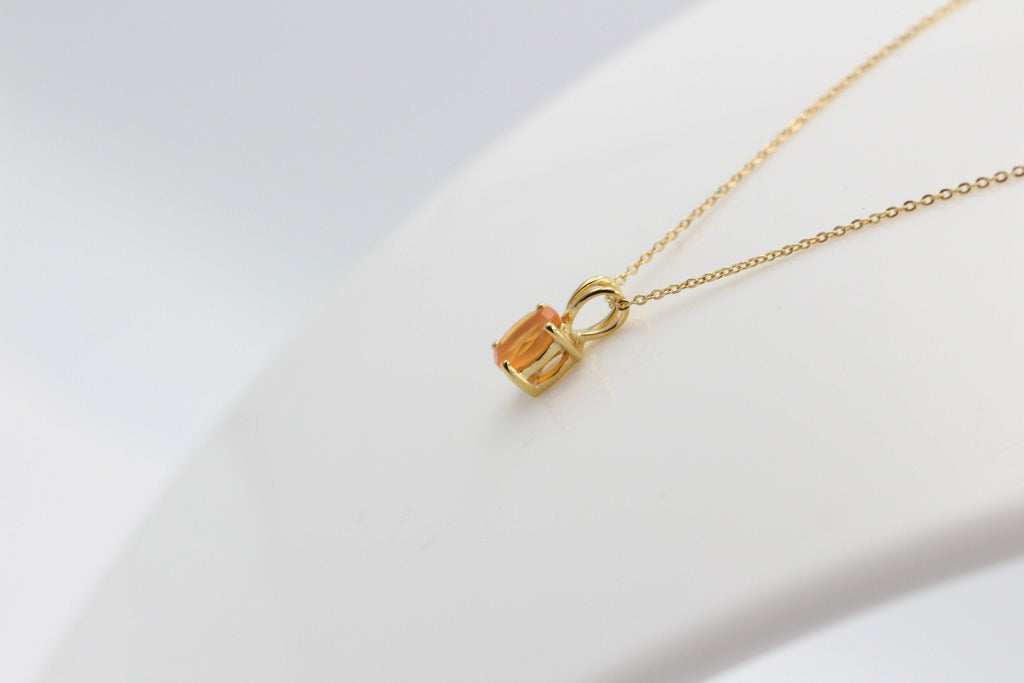 0,75 Carat leuchtender Carneol Anhänger 925 Silber Collier Kette vergoldet