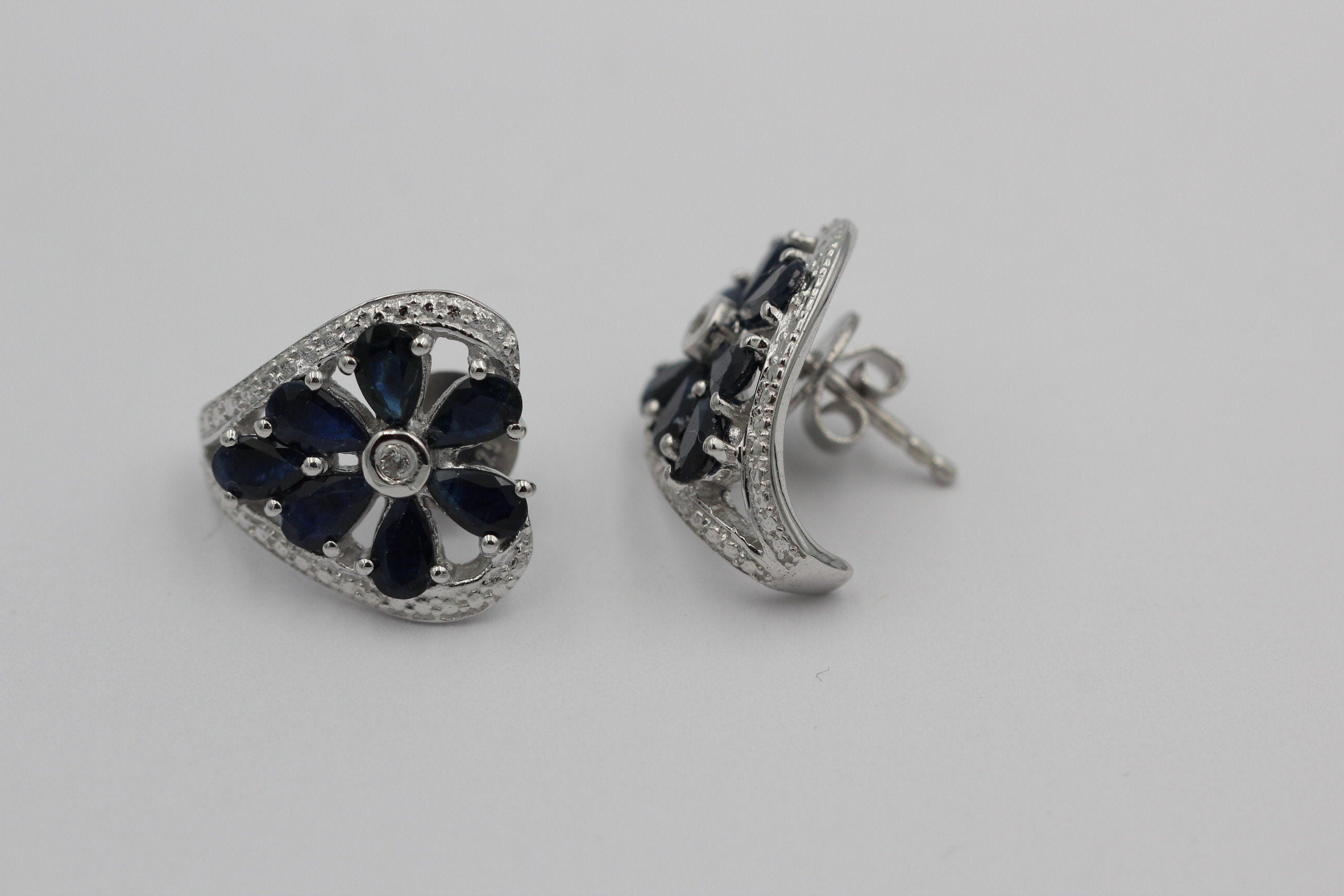 Edle 3,36 Carat Sahpir Ohrstecker 925 Silber blauer Saphir Ohrschmuck