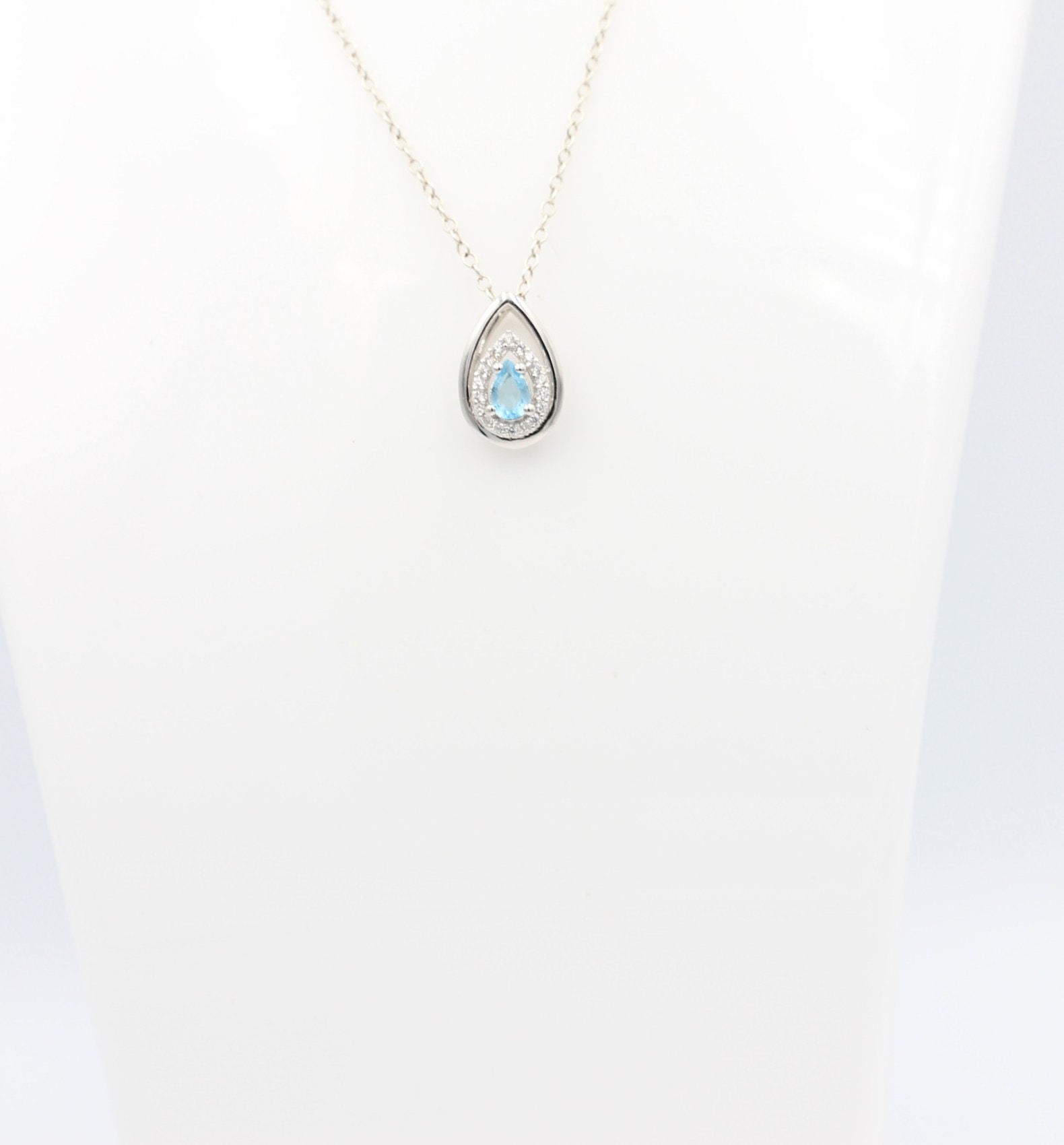 Edler 0,51 Carat schweizblauer Topas Anhänger 925 Silber  Topas