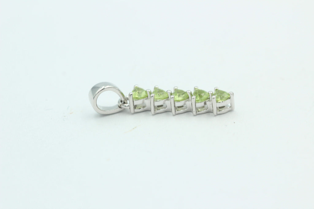 Edler 1,0 Carat Peridot Anhänger 925 Sterling Silber  Olivin