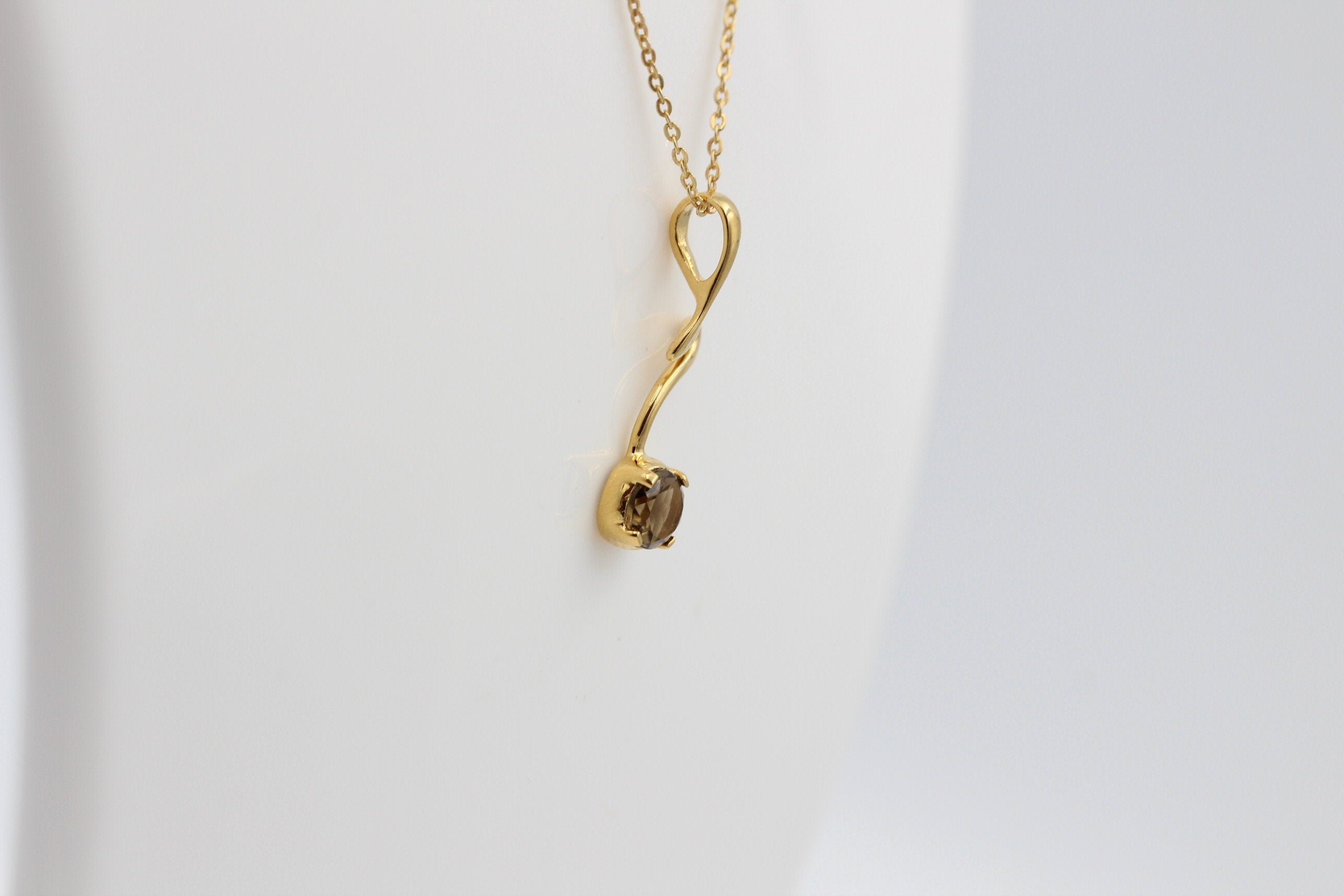 Edler 0,59 Carat Rauchquarz Anhänger 925 Silber  vergoldet Quarz