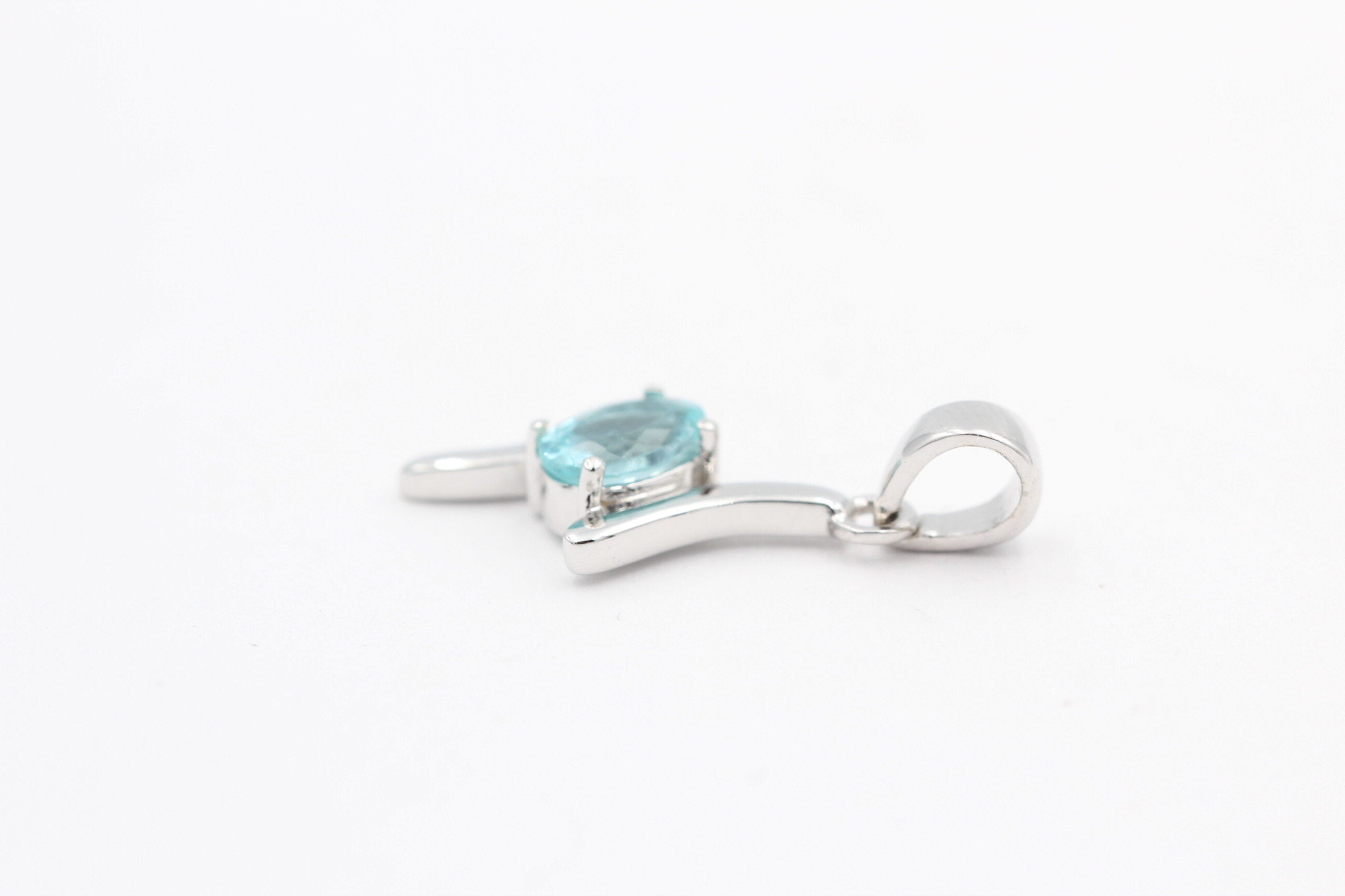 0,72  Carat seltener Apatit Anhänger 925 Silber Apatitanhänger Top seltener Apatit
