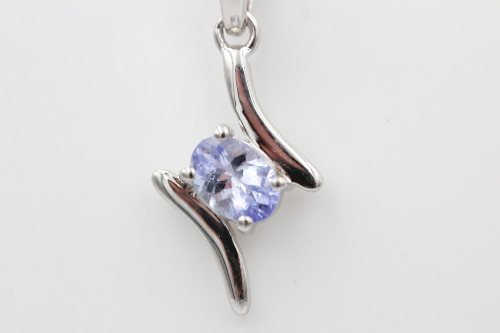 0,72 Carat Tansanit Anhänger 925 Silber Collier Kette Tansanit aus Afrika