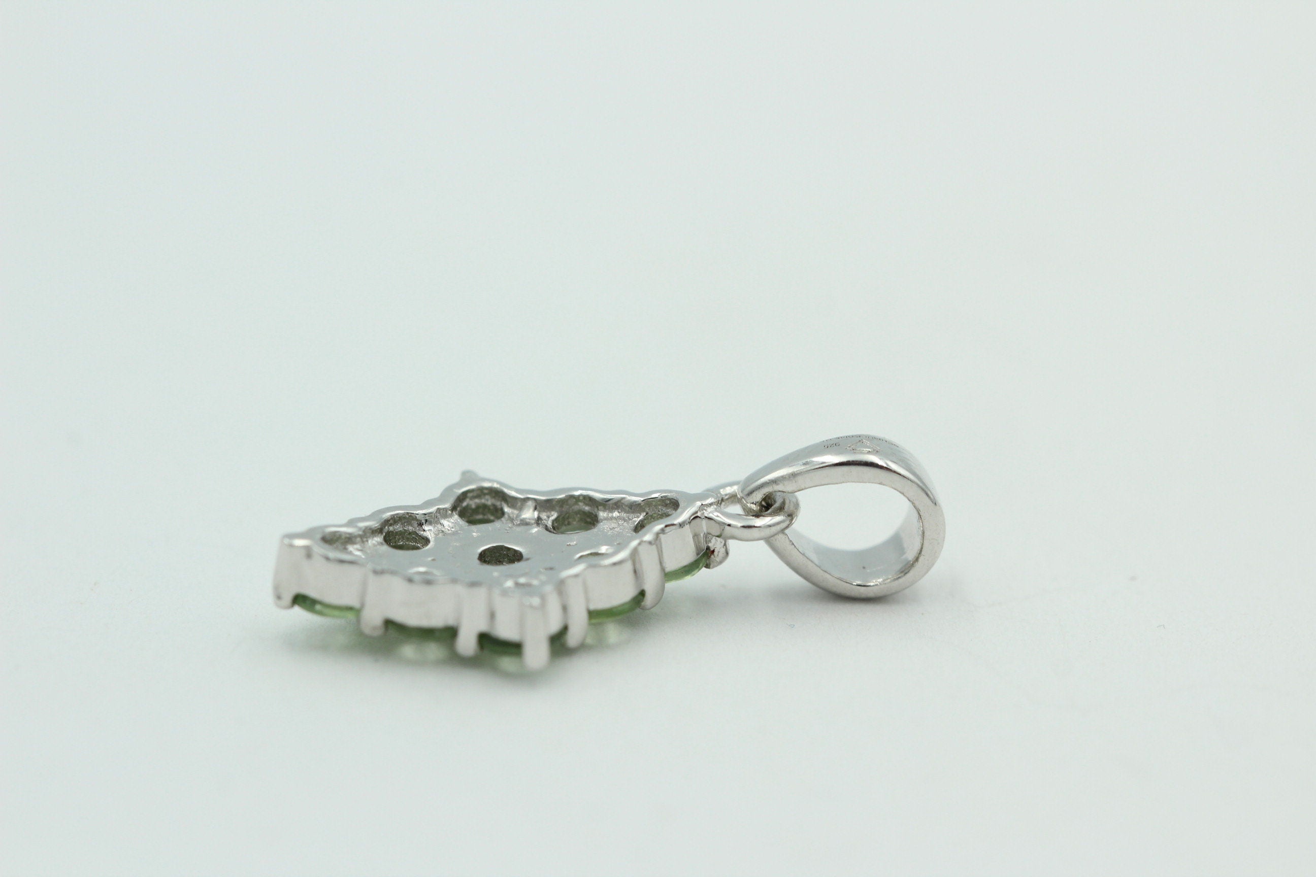 1,68 Carat güner Saphir Anhänger 925 Silber Collier Kette Saphiranhänger Top