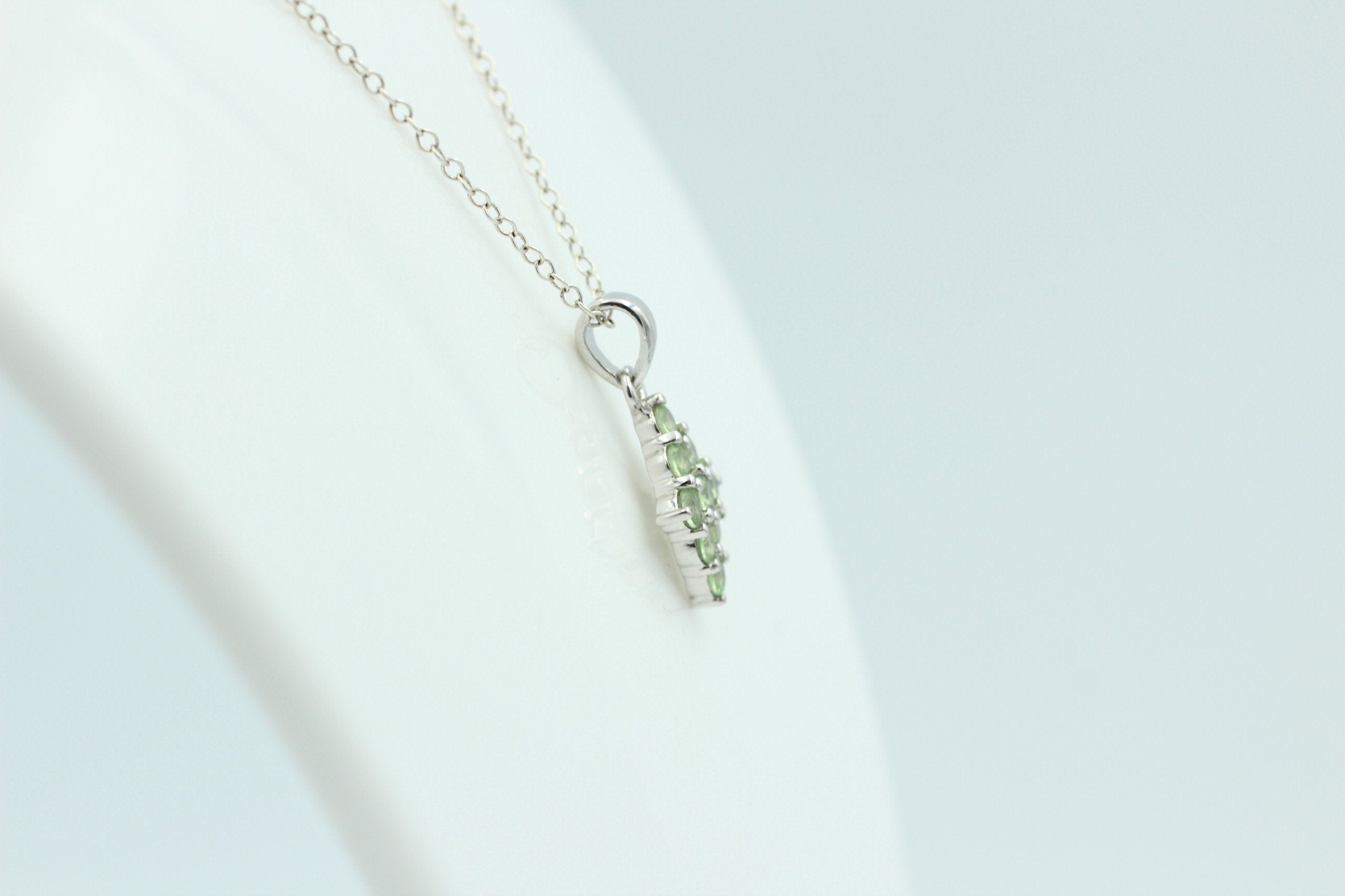 1,68 Carat güner Saphir Anhänger 925 Silber Collier Kette Saphiranhänger Top