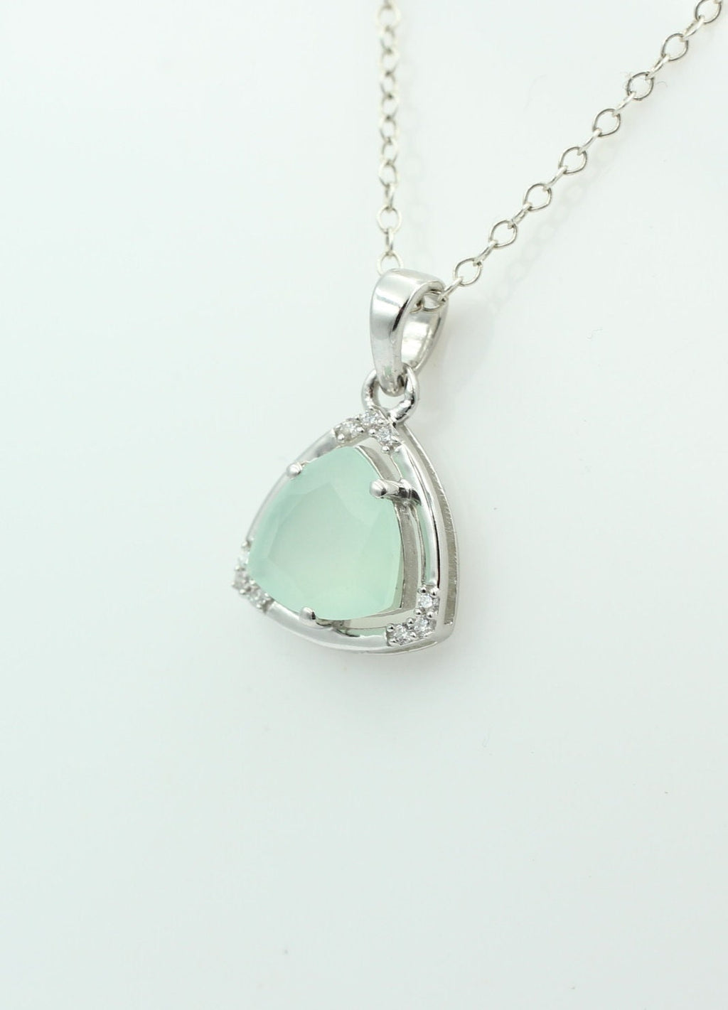 2,26 Carat Aqua Calcedon mit Zirkonia 925 Silber Kette Wassercalcedon Top