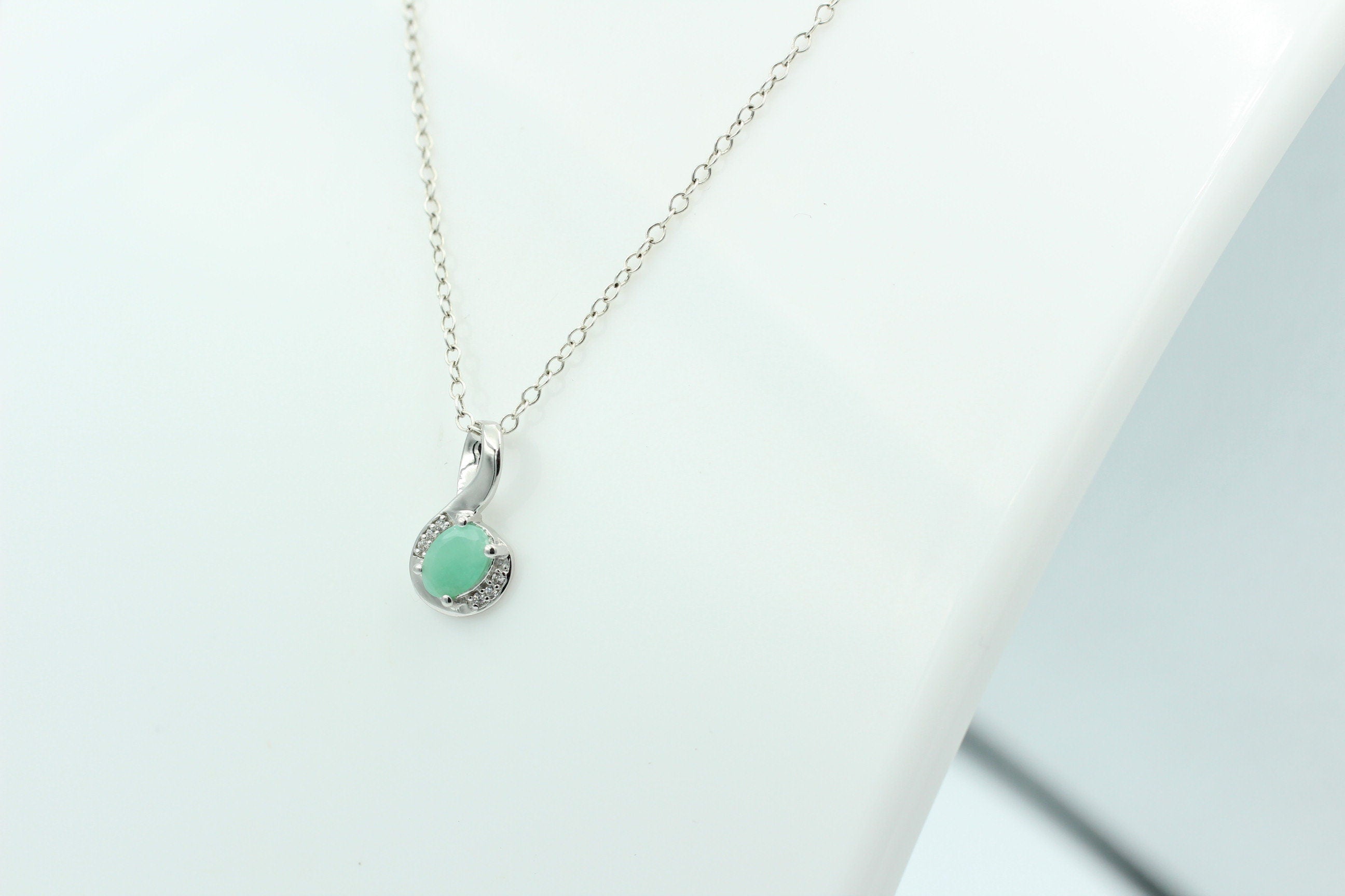 1,12 Carat Smaragd Anhänger 925 Silber  mit Zirkonia top Edel