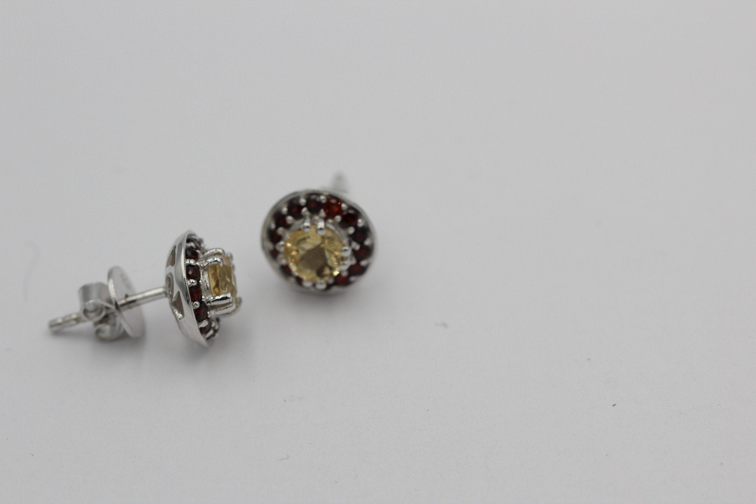 Edle 1,42 Carat Citrin Granat Ohrstecker 925 Silber Edelsteinohrstecker Top