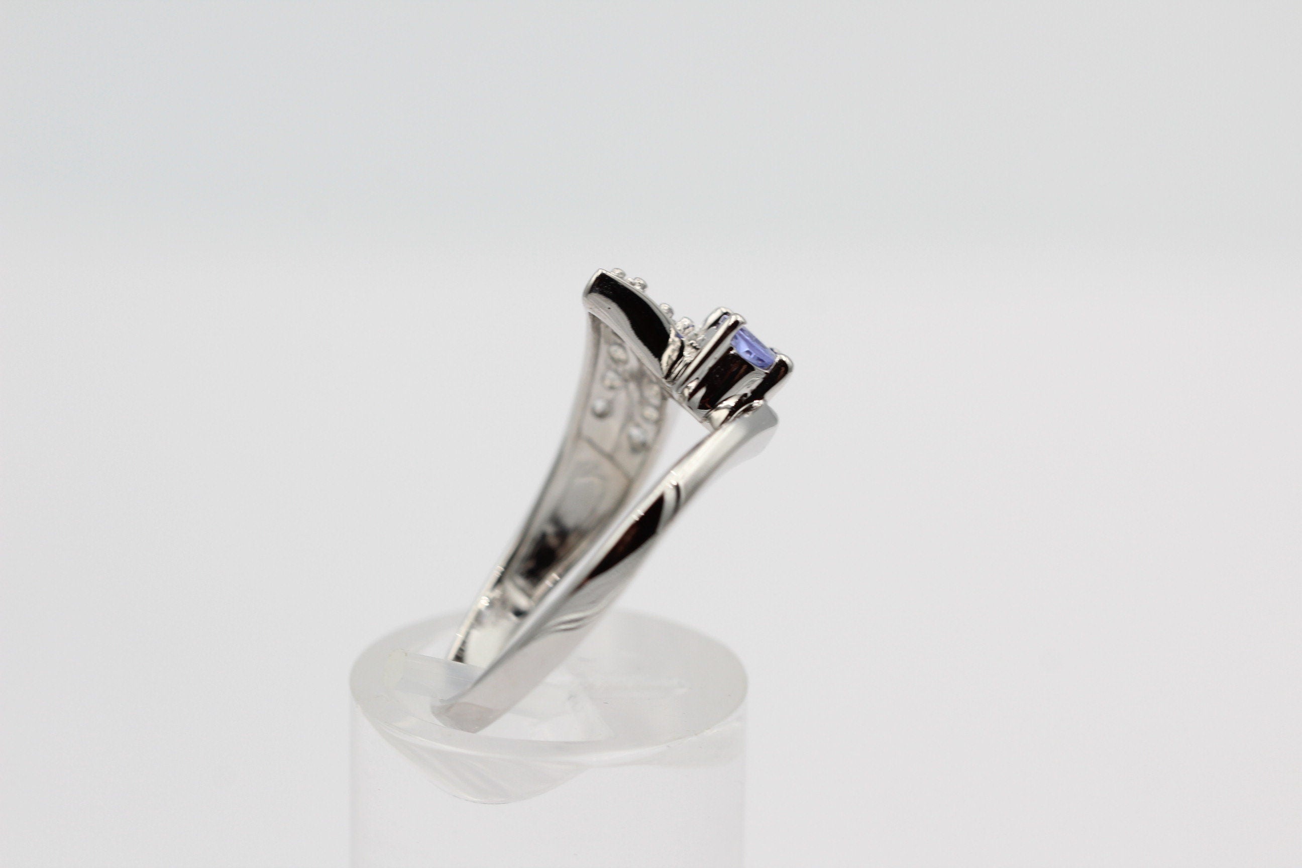 1,3 Carat Tansanit aus Afrika Weißtopas Ring 925 Silber Gröpße 7 / 55 / 17,5