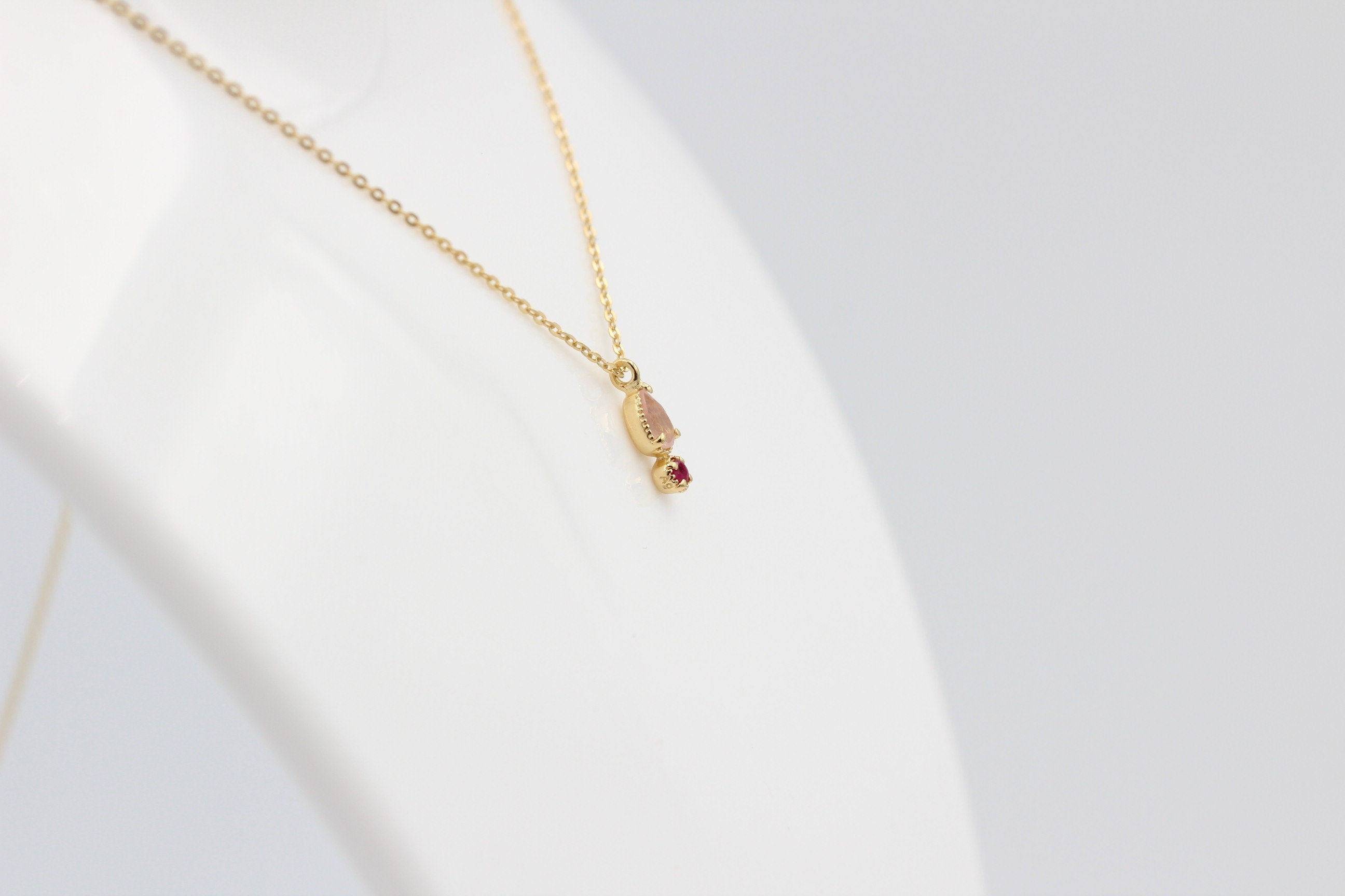 Design 0,21 Carat Rosenquarz Rubin Anhänger 925 Silber vergoldet Top