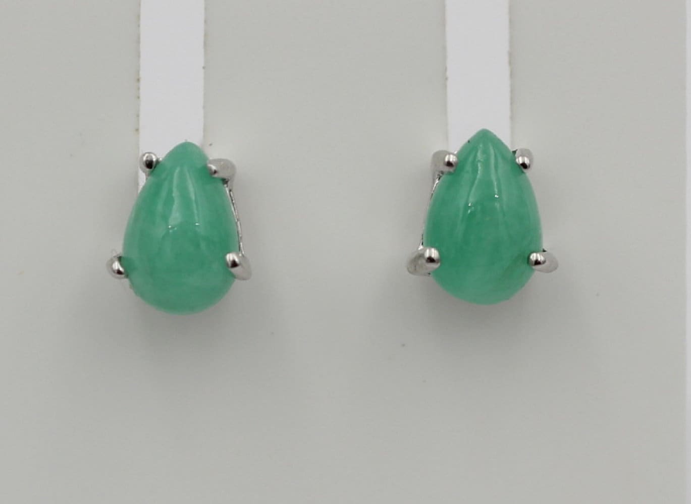 Edler 0,95 Carat Smaragd Ohrstecker 925 Silber Unisex Smaragdohrstecker top