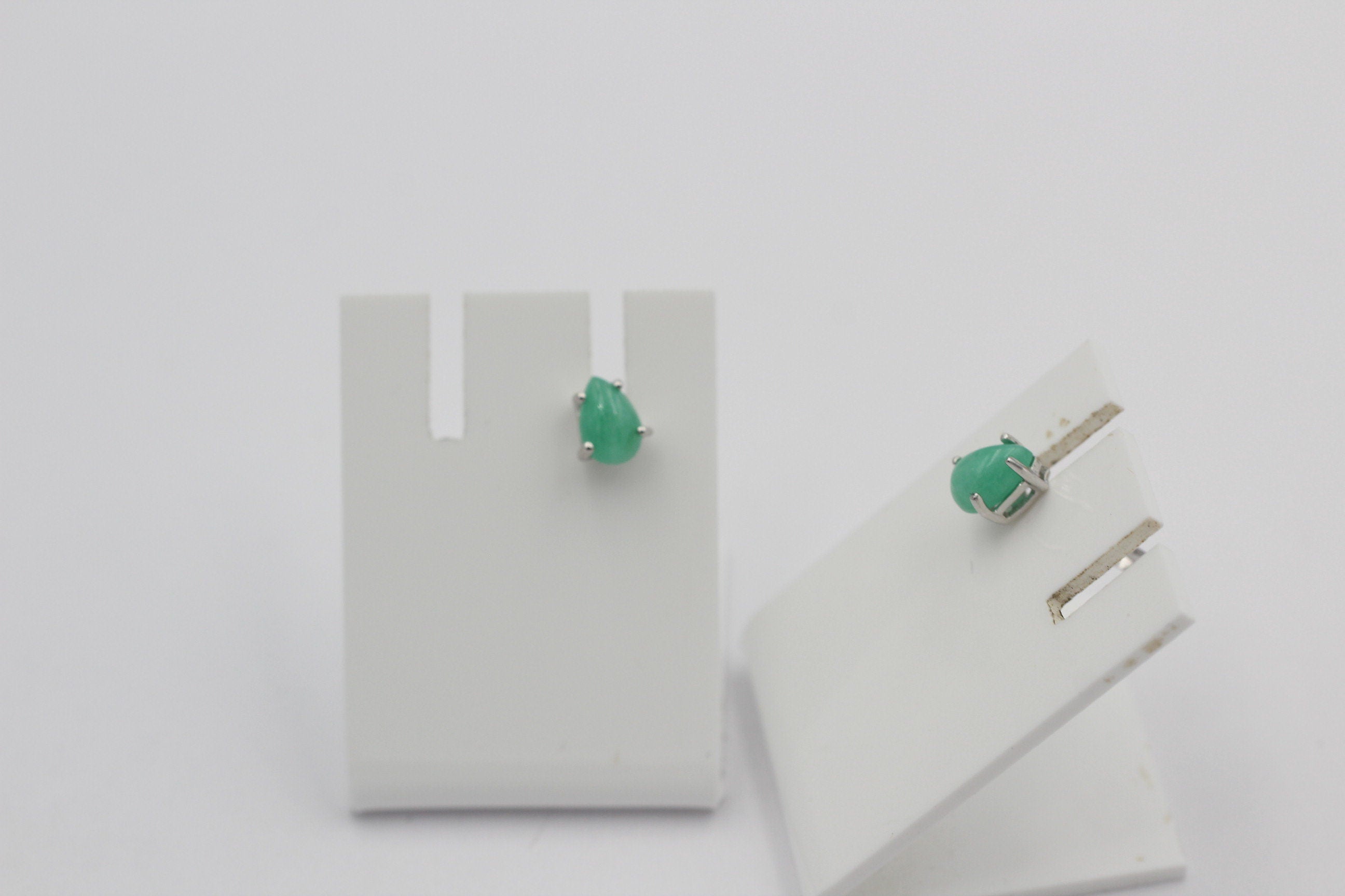 Edler 0,95 Carat Smaragd Ohrstecker 925 Silber Unisex Smaragdohrstecker top