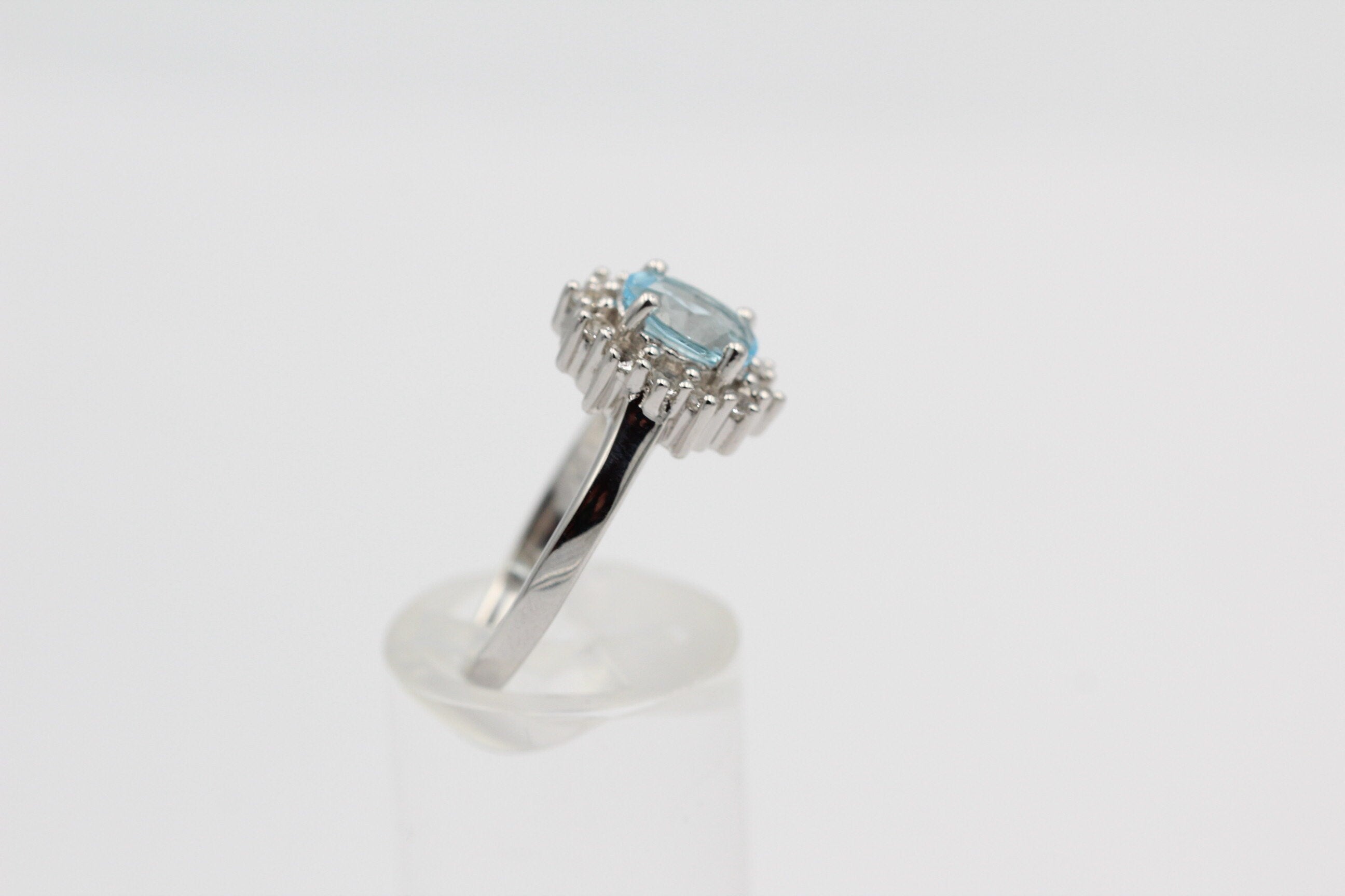 Edler 1,65 Carat Blautopas Weiatopas Ring 925 Silber Fingerring 8 / 18 / 57