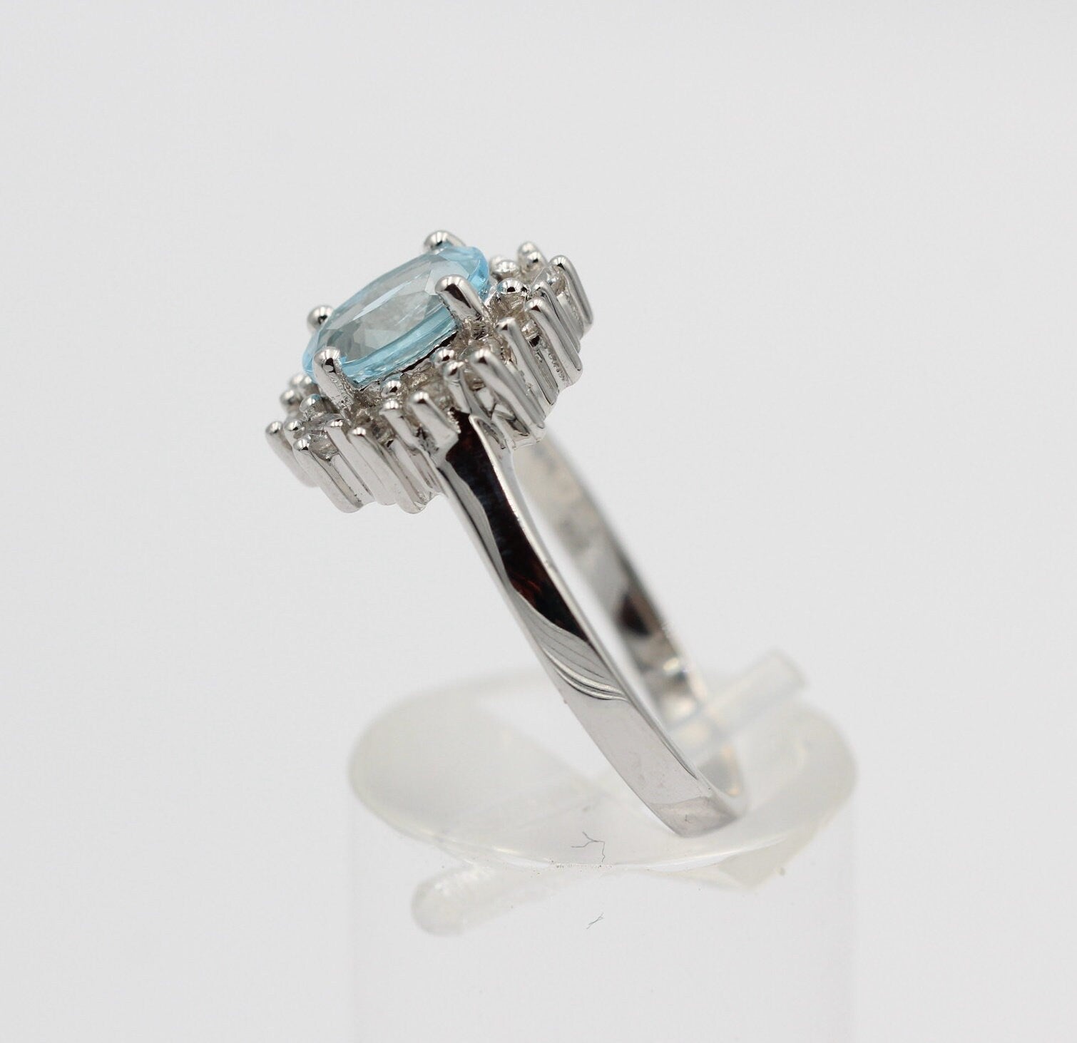 Edler 1,65 Carat Blautopas Weiatopas Ring 925 Silber Fingerring 8 / 18 / 57
