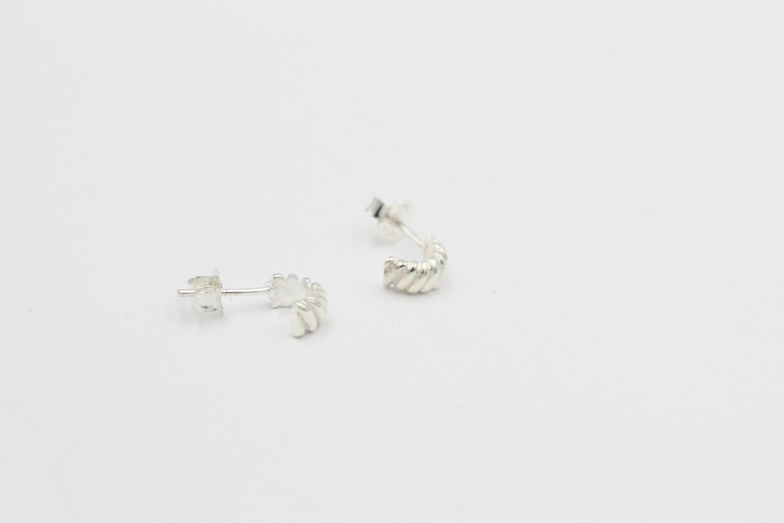 Campur Design Halcreolen 925 Silber Ohrstecker geriffelt Top Edel Sonderposten