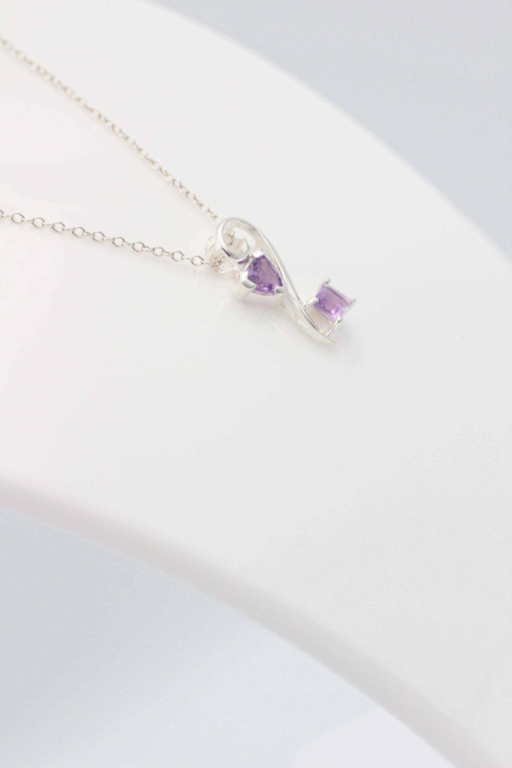 Edler 1,3 Carat Amethyst Design Anhänger 925 Silber   Schmuck
