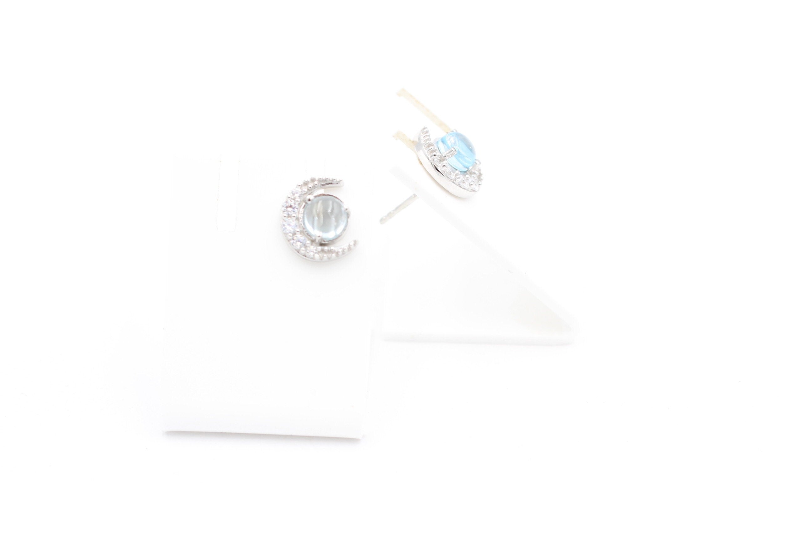 Edle 1,10 Carat Blautopas Mondohrstecker 925 Silber hellblauer Edelstein Top